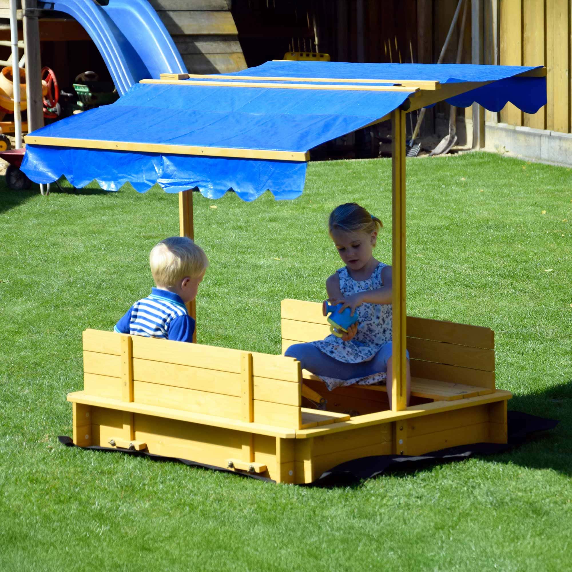 Dobar 94357FSC Sandkasten mit Sitzb&auml;nken, Bodenplane und Dach - Bild 1