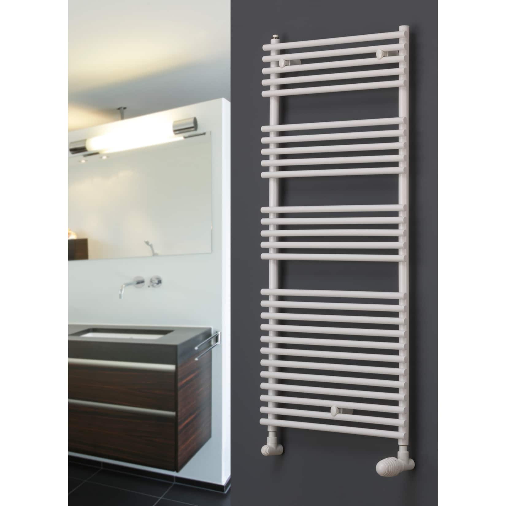 Ximax Badheizk&ouml;rper Tec 1238 mm x 580 mm 659 Watt Wei&szlig; RAL 9003 - Bild 1