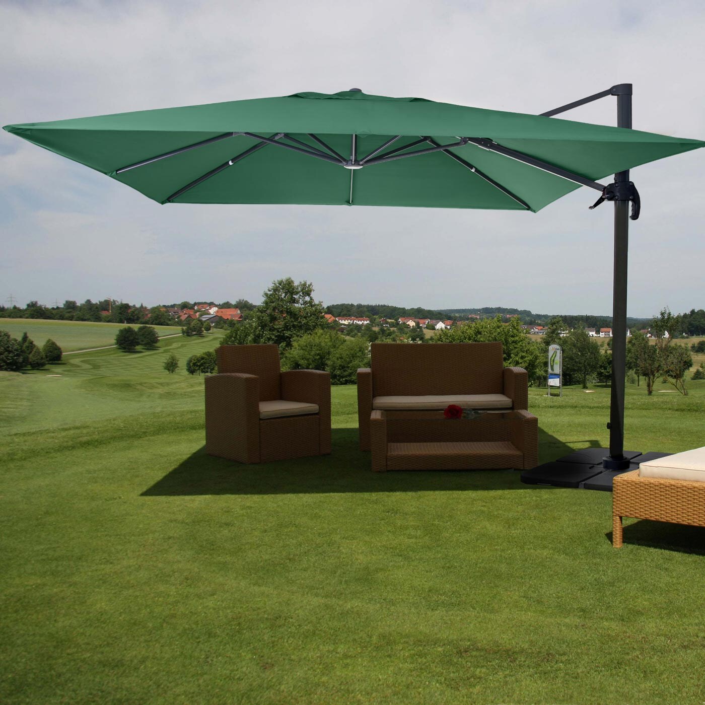 Gastronomie-Ampelschirm MCW-A96, Sonnenschirm 3x3m (Ø4,24m) Polyester Alu/Stahl 23kg ~ dunkelgrün mit Ständer