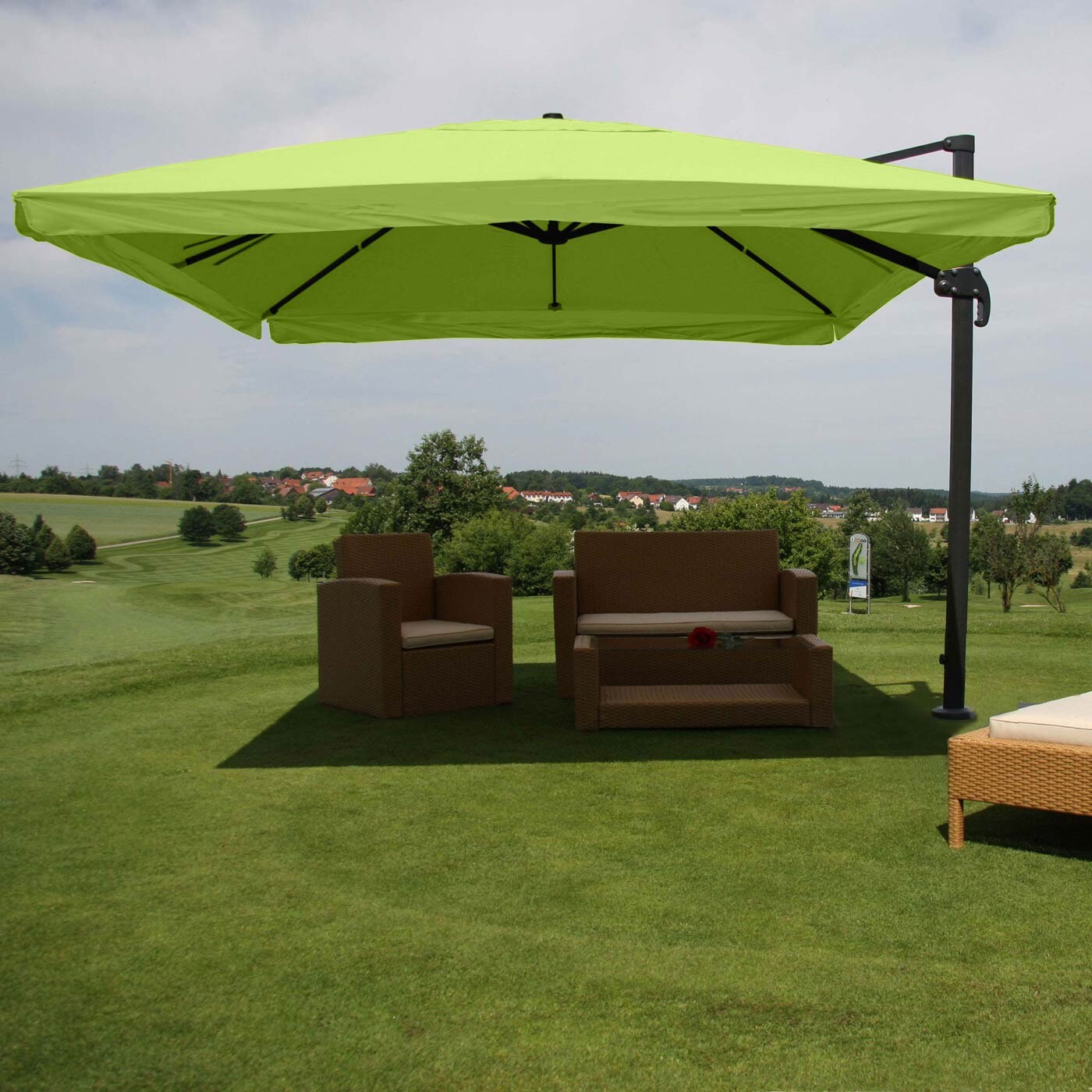 Gastronomie-Ampelschirm MCW-A96, Sonnenschirm, 3x3m (Ø4,24m) Polyester/Alu 23kg ~ Flap, grün ohne Ständer