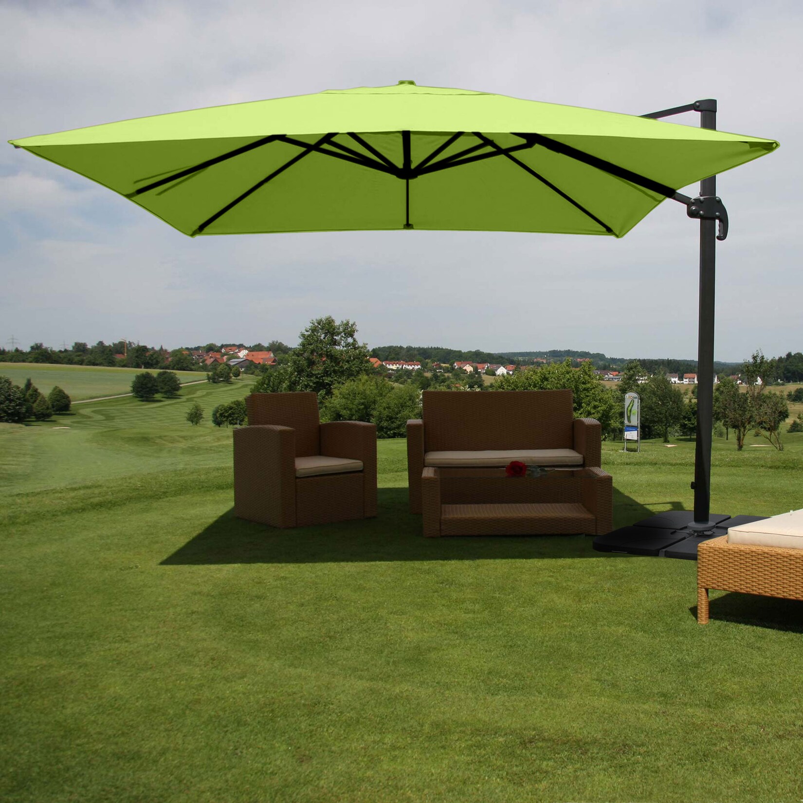 Gastronomie-Ampelschirm MCW-A96, Sonnenschirm, 3x3m (Ø4,24m) Polyester/Alu 23kg ~ grün mit Ständer, drehbar