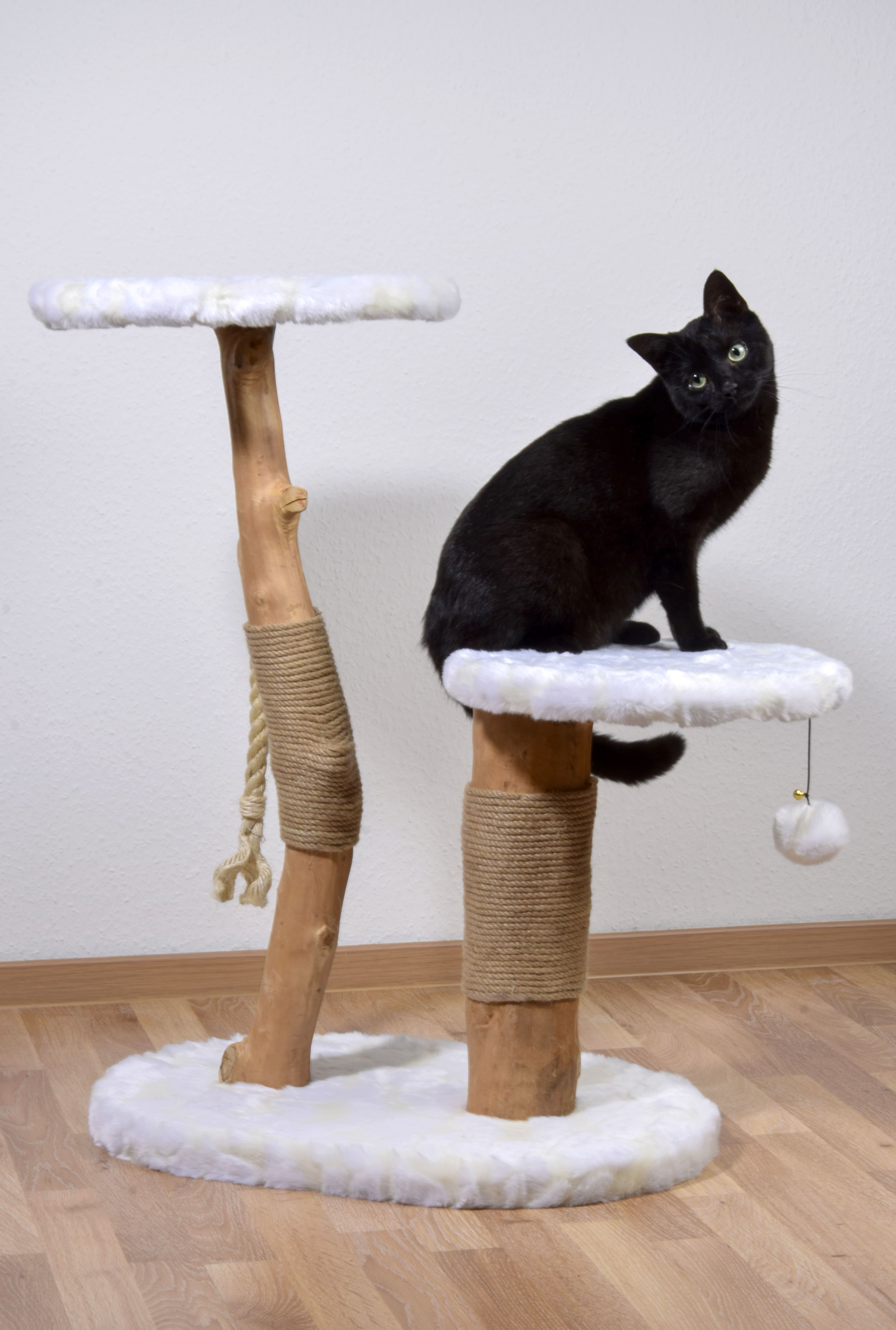 Design-Katzenm&ouml;bel "Holly" - Bild 1