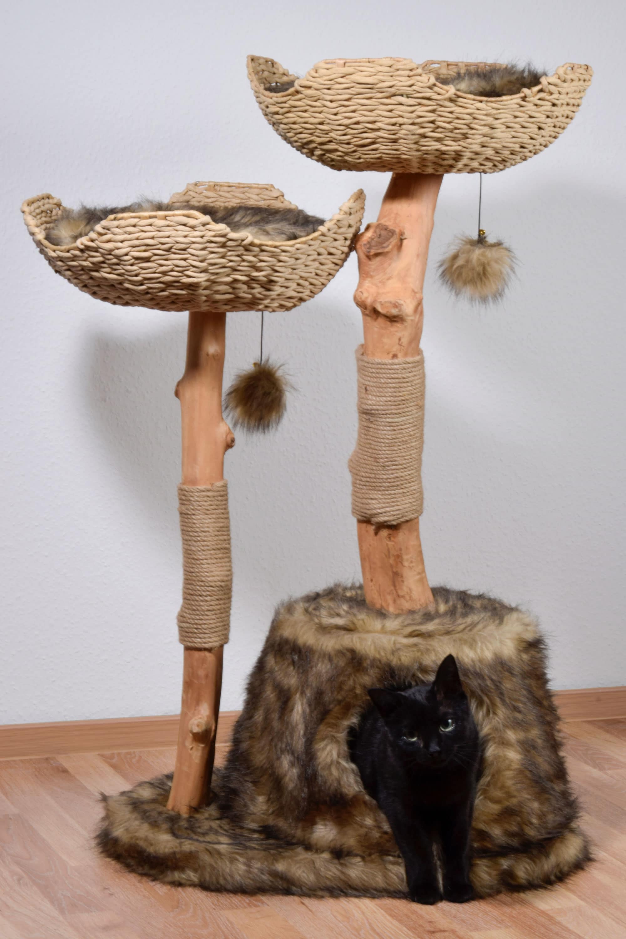 Design-Katzenm&ouml;bel "Tony" - Bild 1