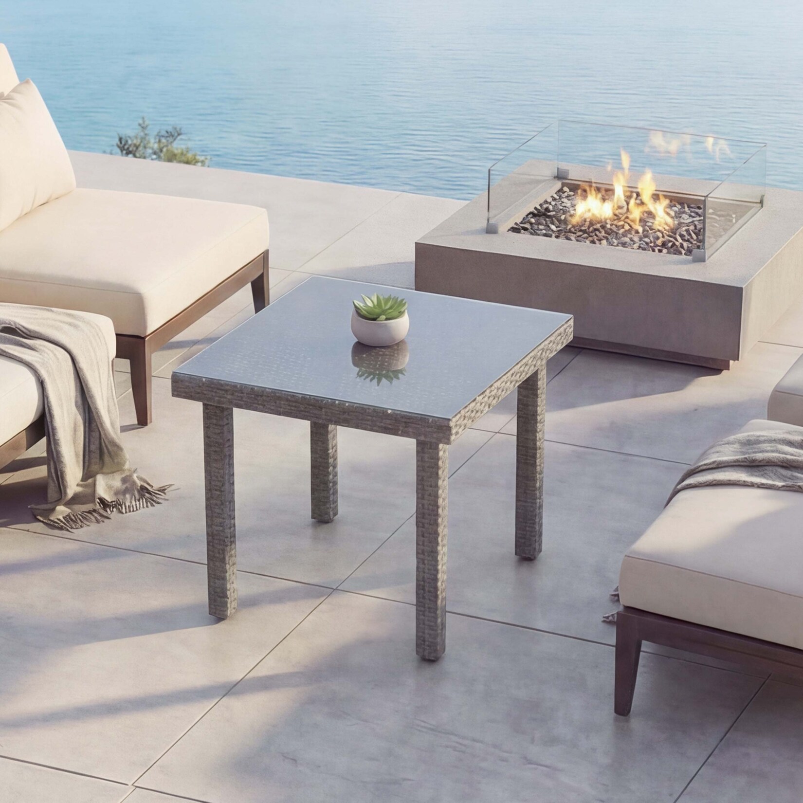 Poly-Rattan Gartentisch Chieti, Esstisch Beistelltisch Tisch mit Glasplatte, 80x80cm ~ grau