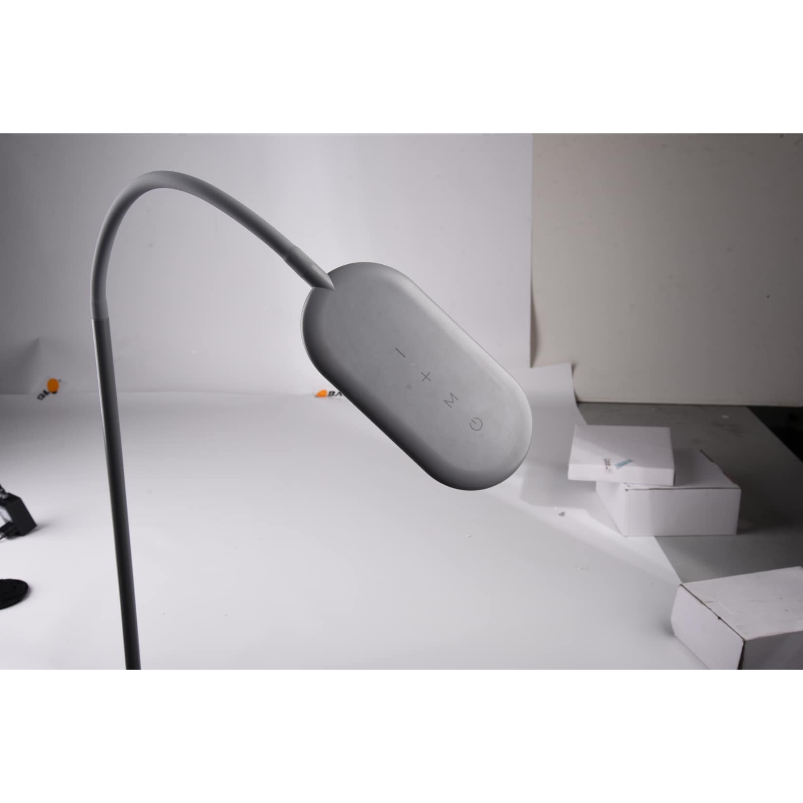 StarQ LED Stehleuchte dimmbar grau - Bild 1