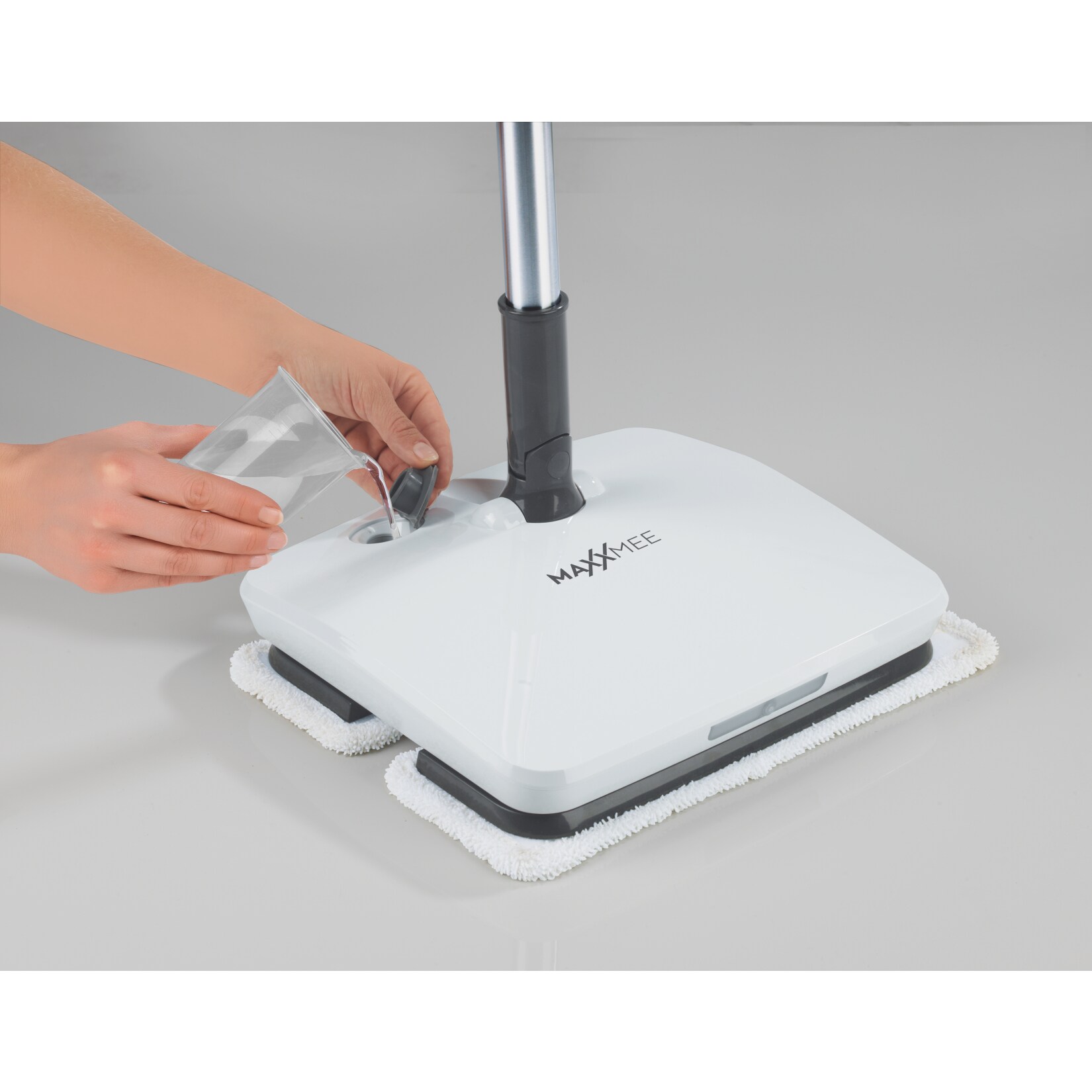 maxxmee vibrations dampfbesen MAXXMEE Dampfreiniger Dampfbesen Dampfmopp mit Vibration und Knickgelenk  1300W main image 0