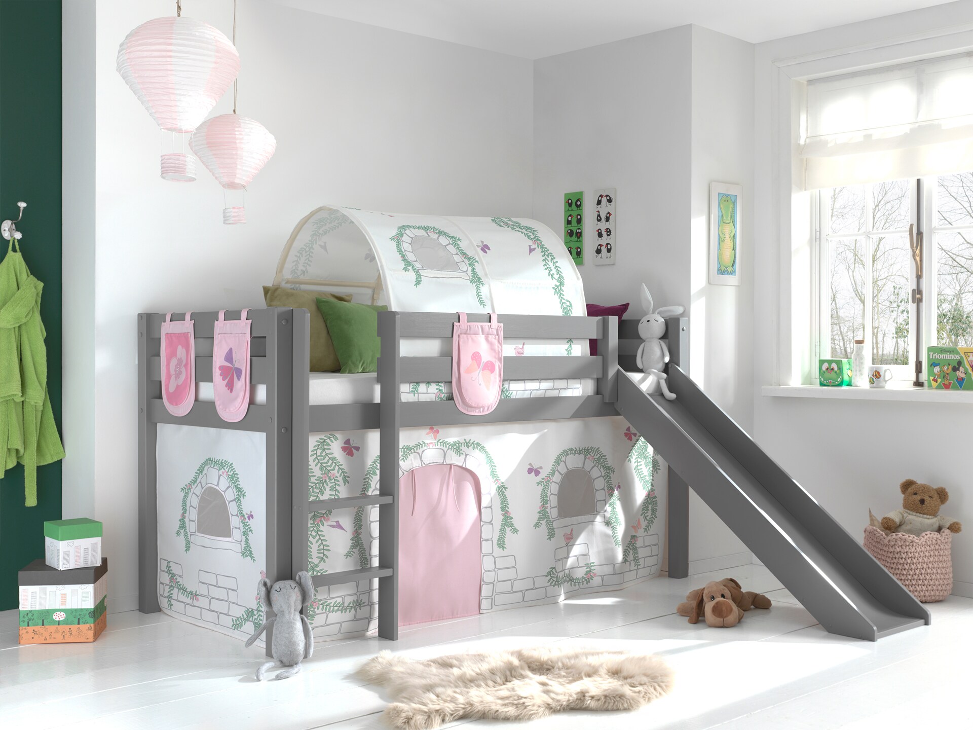 Spielbett Pino inkl. Rutsche mit Textilset Vorhang, Tunnel und 3 Taschen versch. Designs - Bild 1