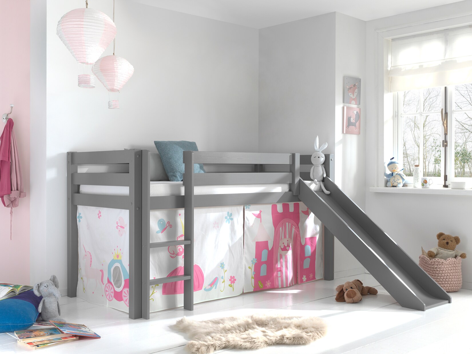 Spielbett Pino inkl. Rutsche mit Textilset Vorhang versch. Designs