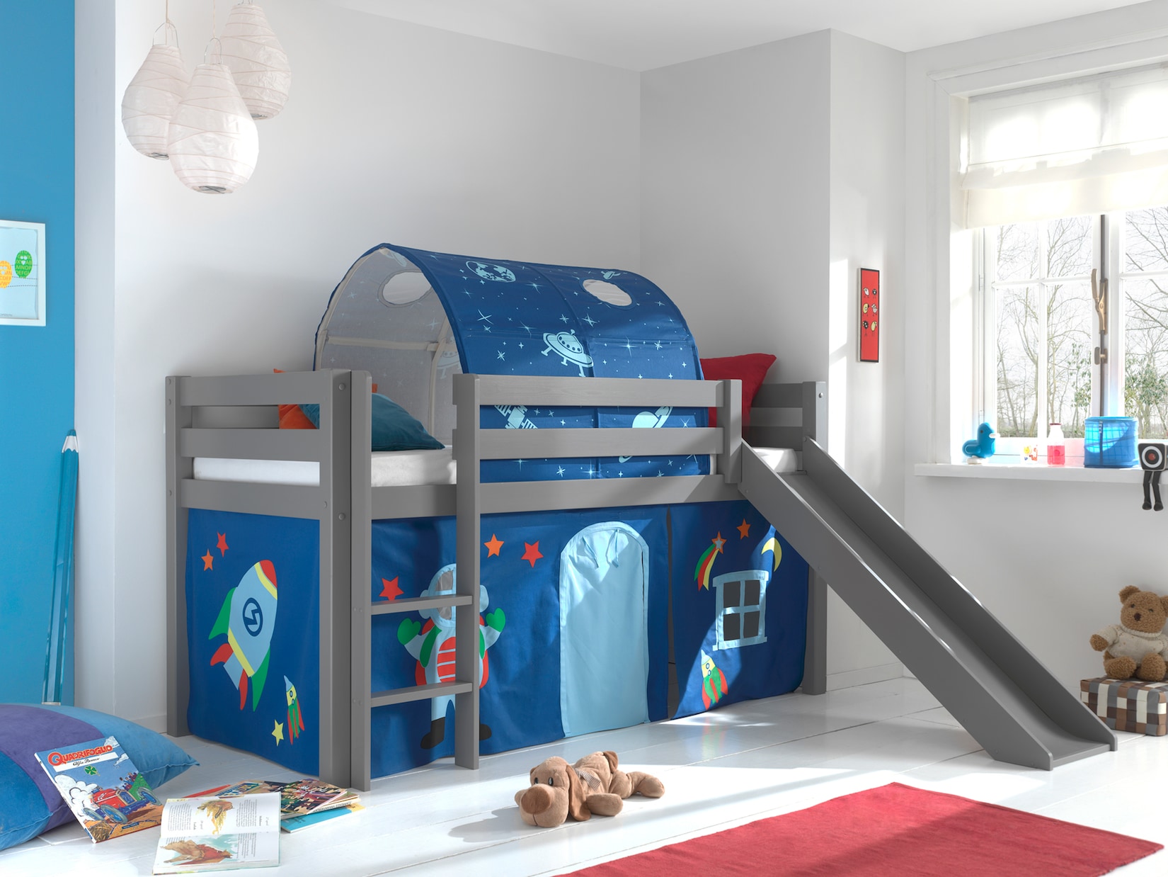 Spielbett Pino inkl. Rutsche mit Textilset Vorhang und Tunnel versch. Designs