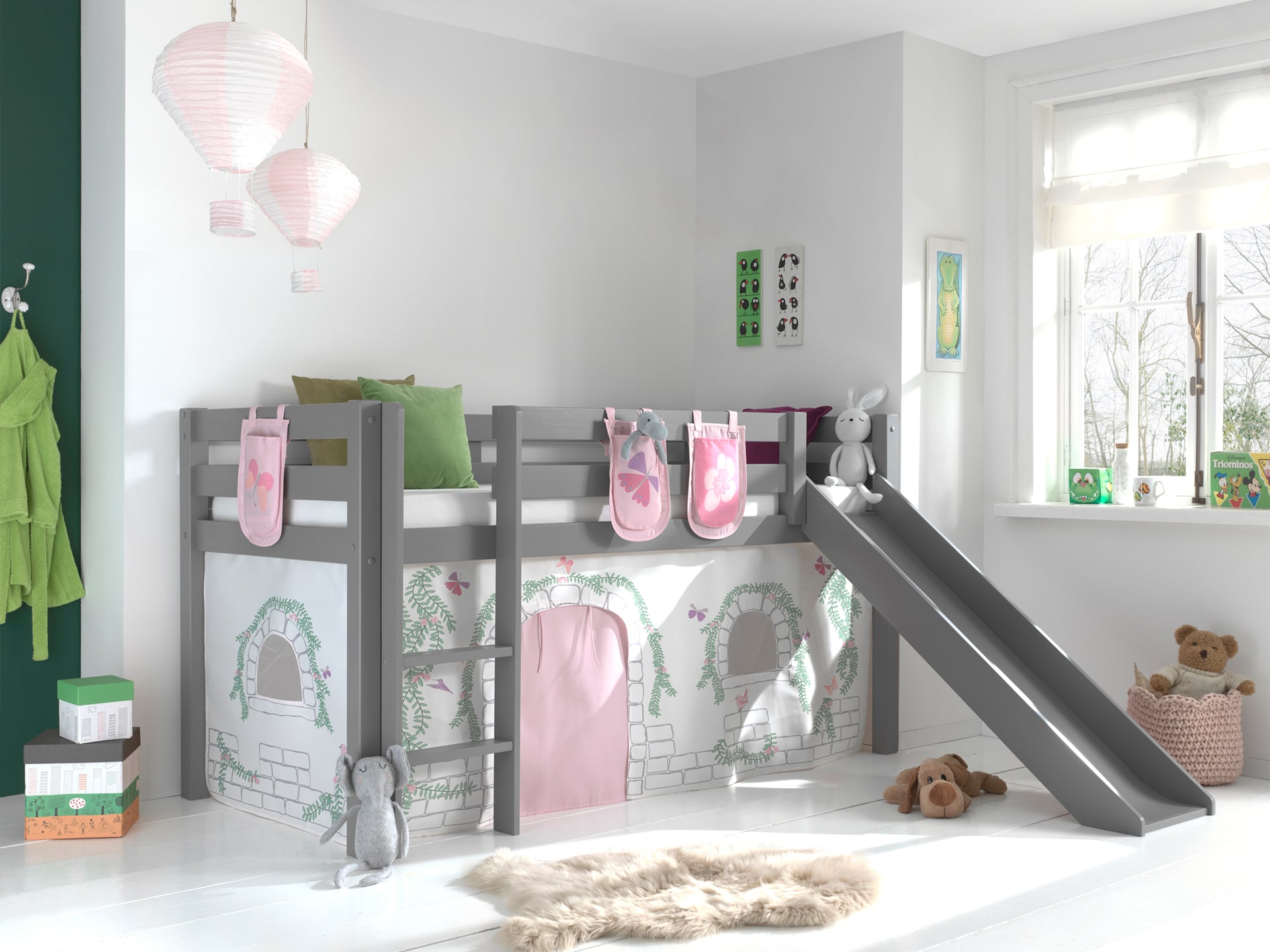 Spielbett Pino inkl. Rutsche mit Textilset Vorhang und 3 Taschen versch. Designs - Bild 1