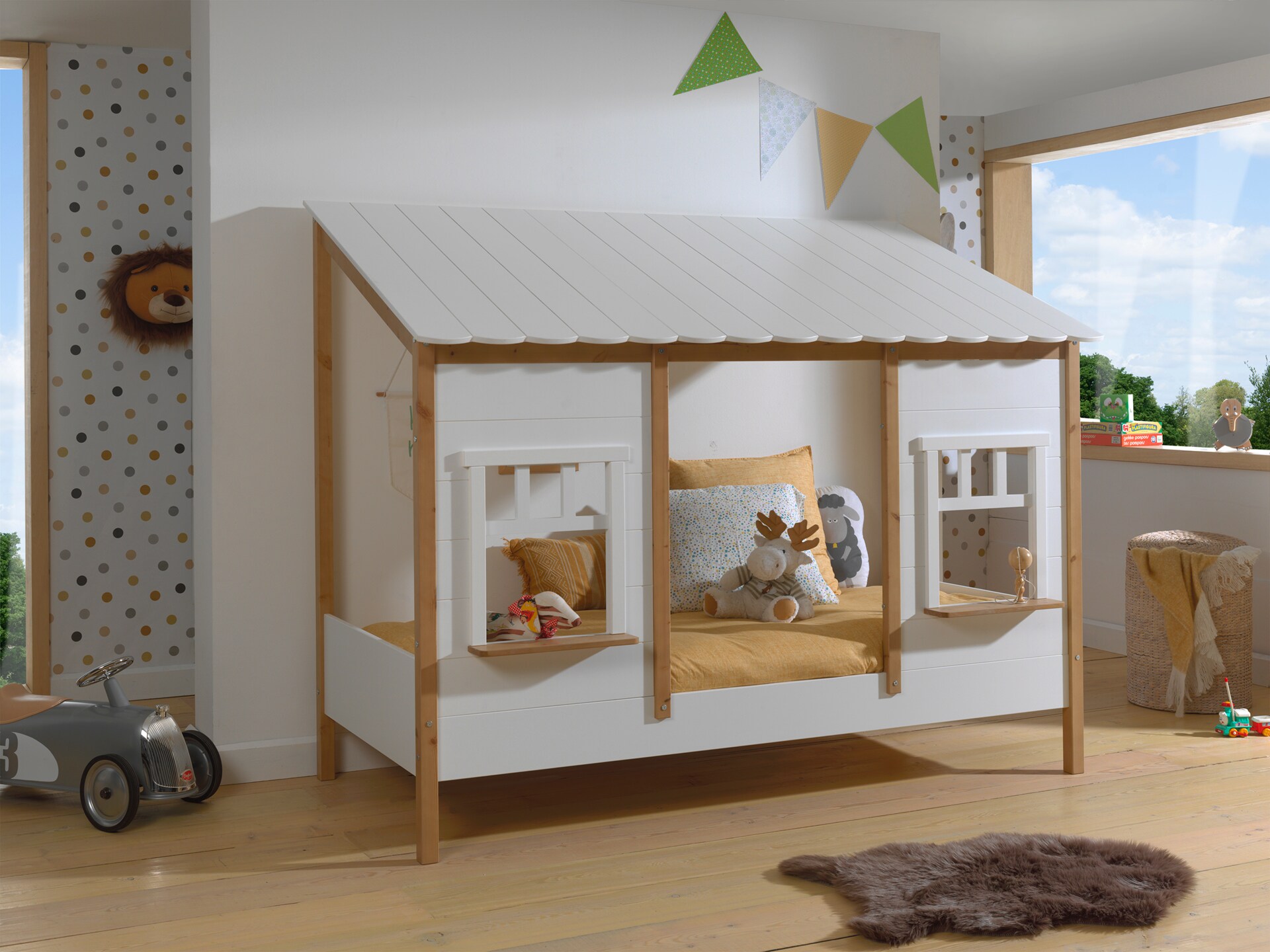 Landhausbett mit Dach, Liegefl&auml;che 90 x 200 cm, inkl. Lattenrost, Ausf. teilmassiv Kiefer, Farbe Oak/Wei&szlig; - Bild 1