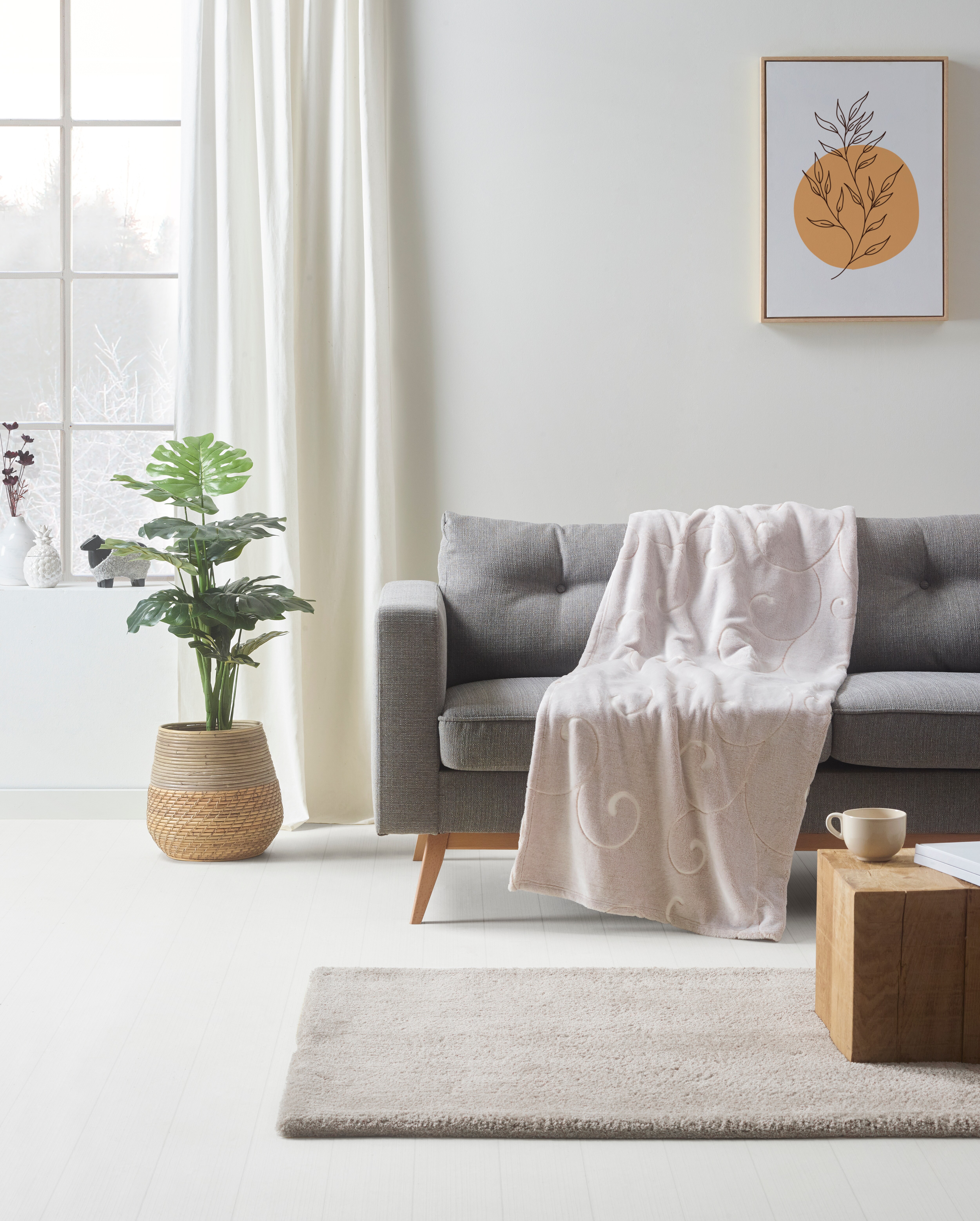 Dekor Kuscheldecke Glow in the Dark - CURLS cream - versch. Designs - Bild 1