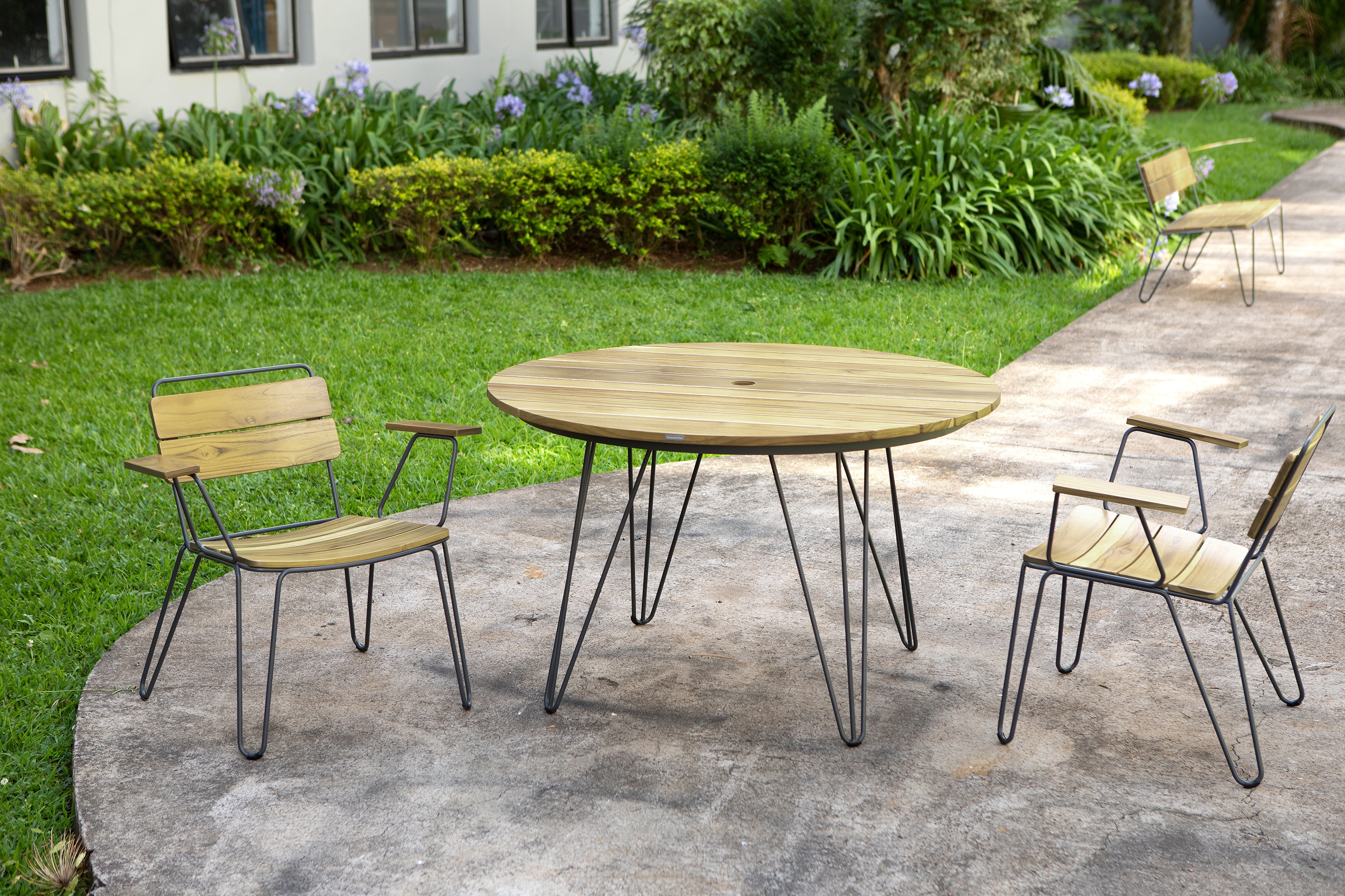 Tramontina Tisch rund, klappbar 80 cm Durchm. , 75 cm hoch - Bild 1