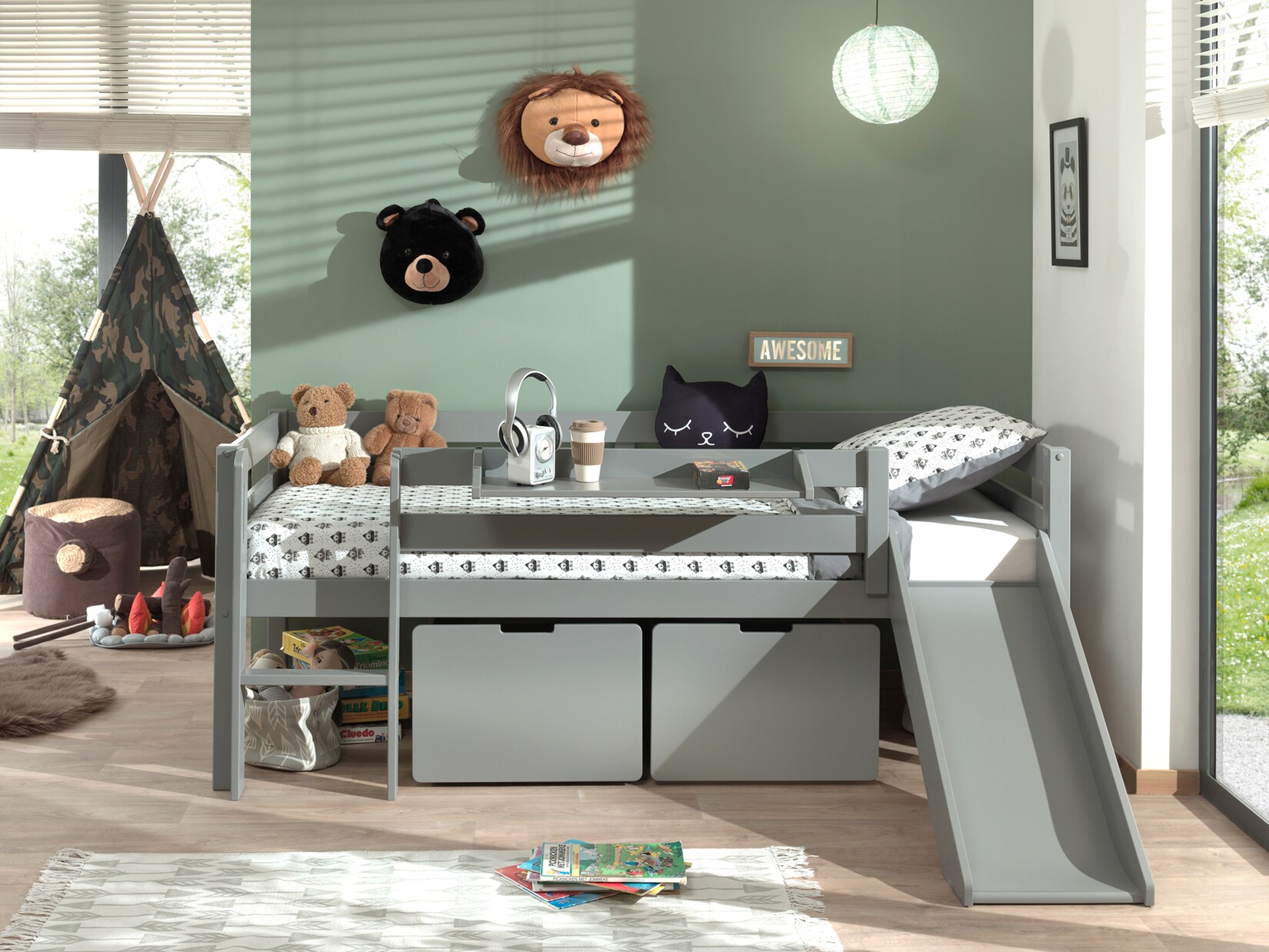 Kojen-Spielbett mit Liegefläche 90 x 200 cm, inkl. Leiter, Regal, Rutsche, Rolllattenrost und 2 Schubkästen, Kiefer und MDF grau lackiert | 05420070239370