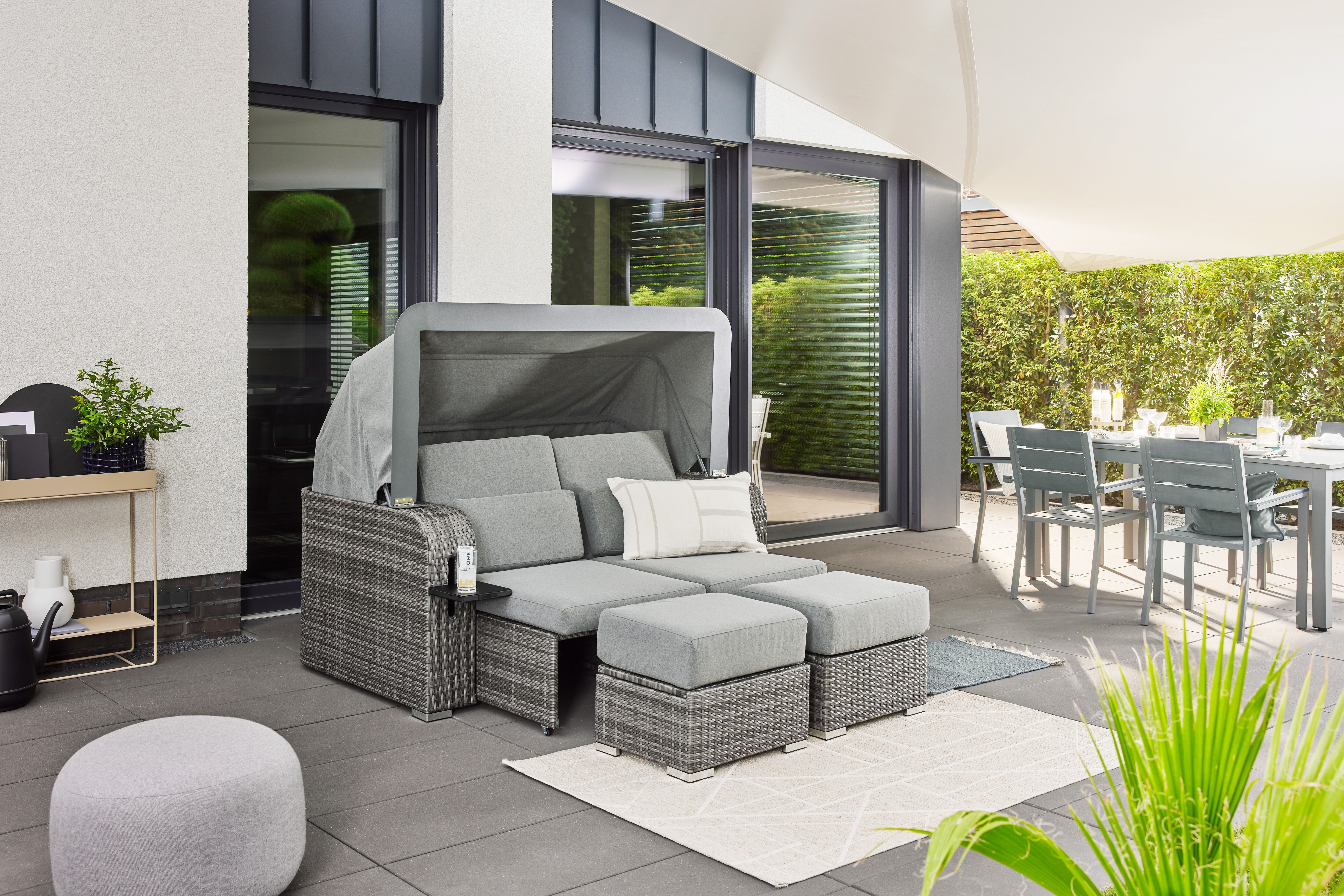 Home Deluxe Strandkorb HOLBY - mit Abdeckung - Bild 1