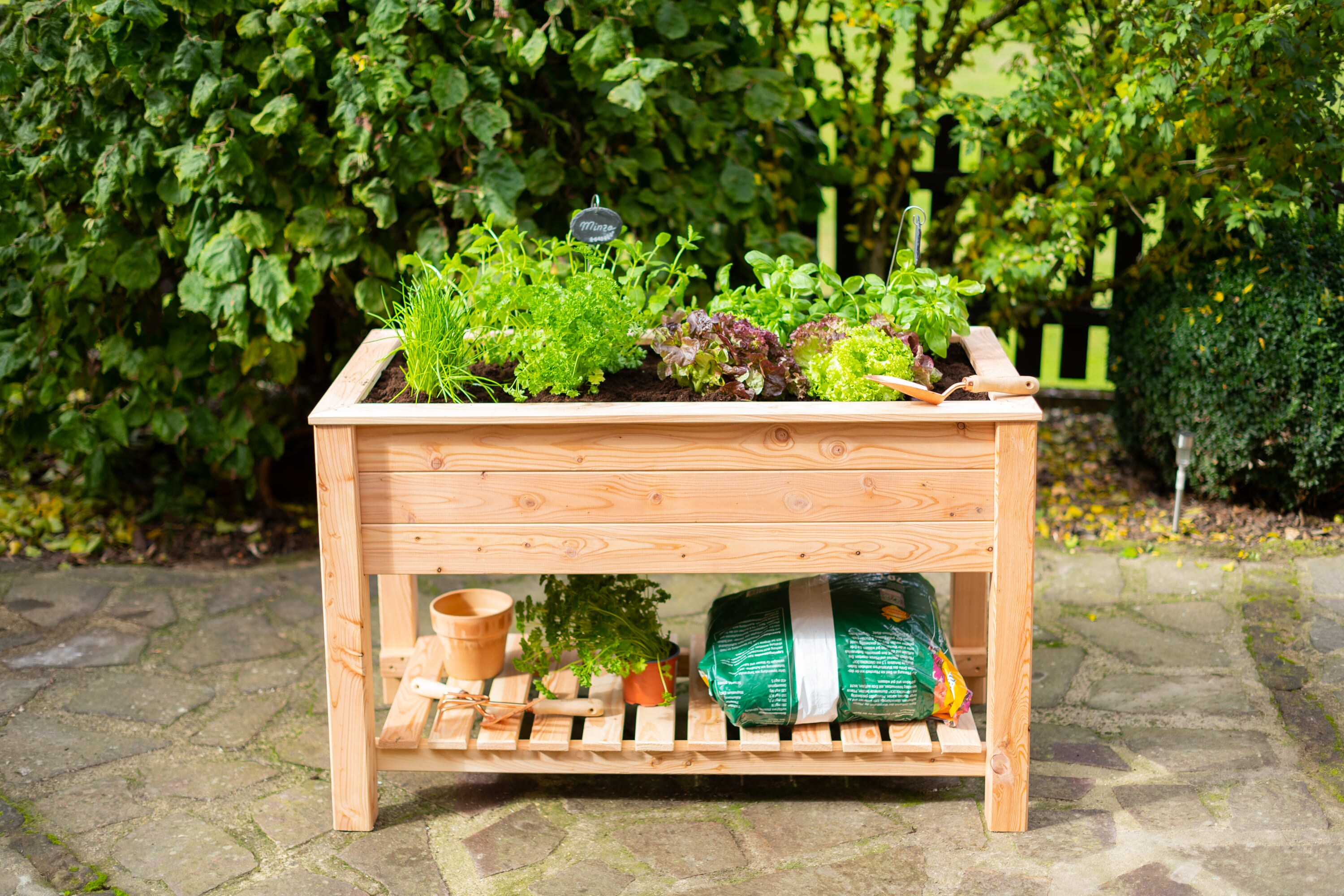 Westmann Holz Hochbeet Stelzenhochbeet inkl. Ablage natur 120x65x75 cm - Bild 1