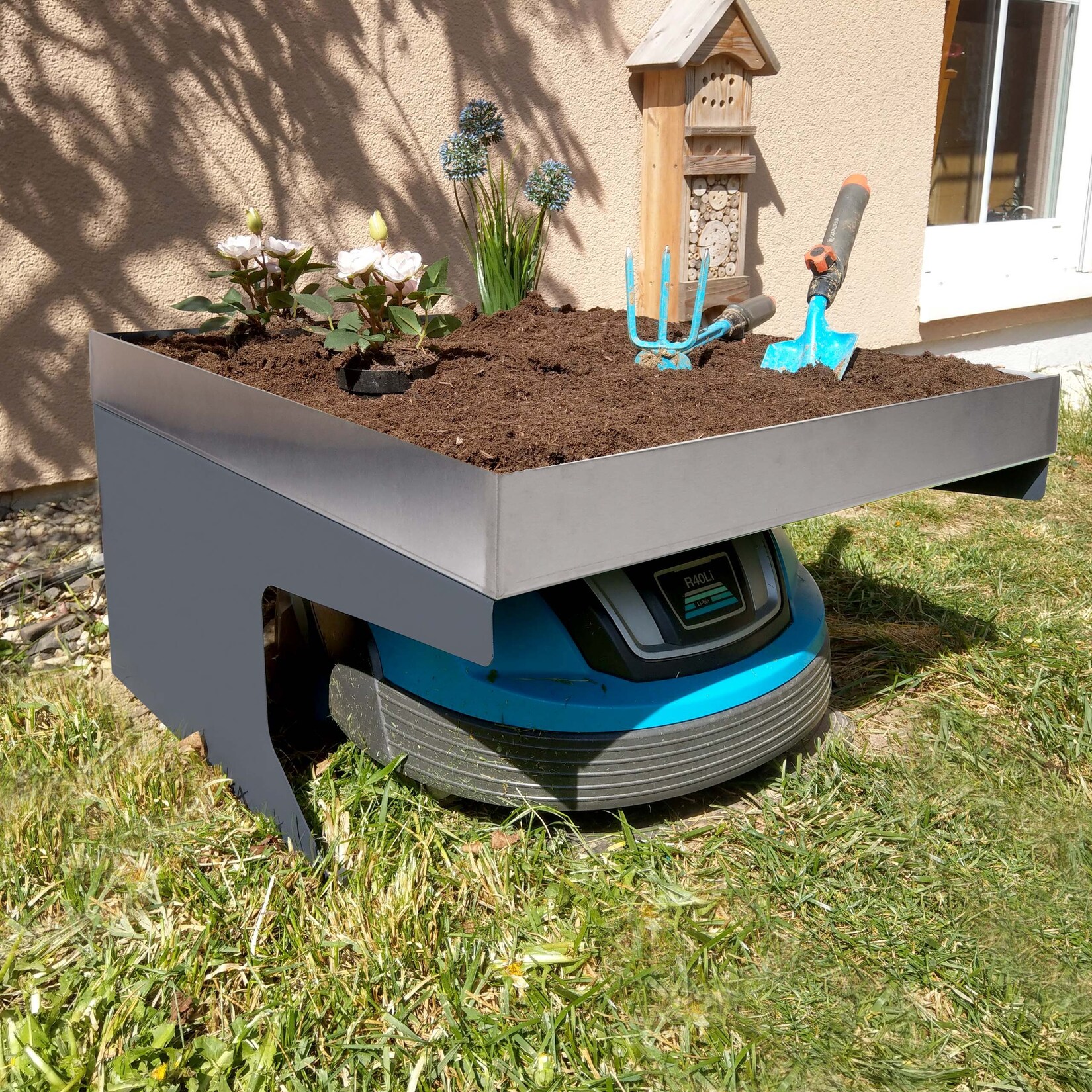 Mähroboter-Garage mit Pflanzkasten MCW-G60, Dach Unterstand für Rasenmäher, Metall 37x60x70cm ~ Edelstahl, anthrazit