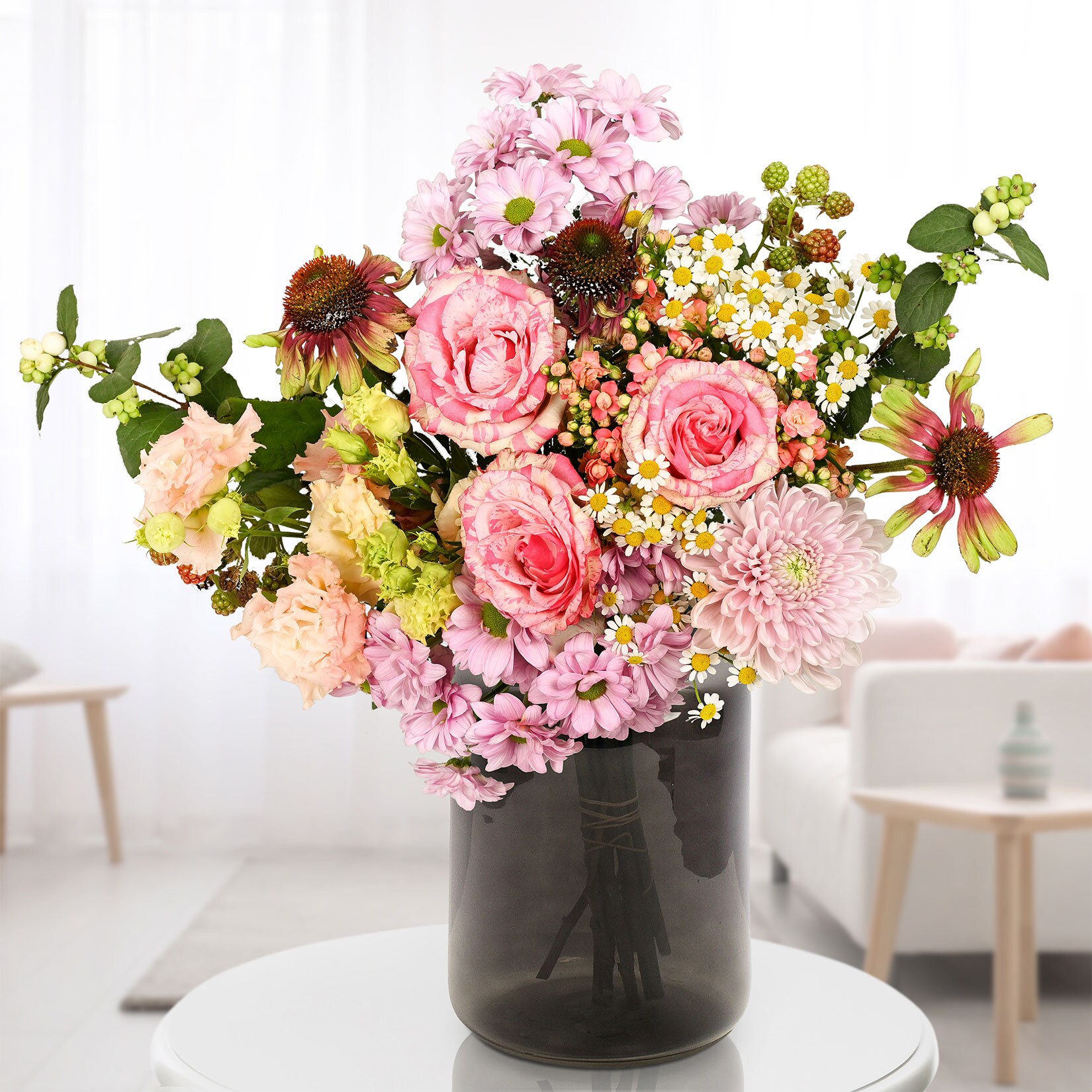 Blumenstrauß Klassiker mit Vase, verschiedene Größen