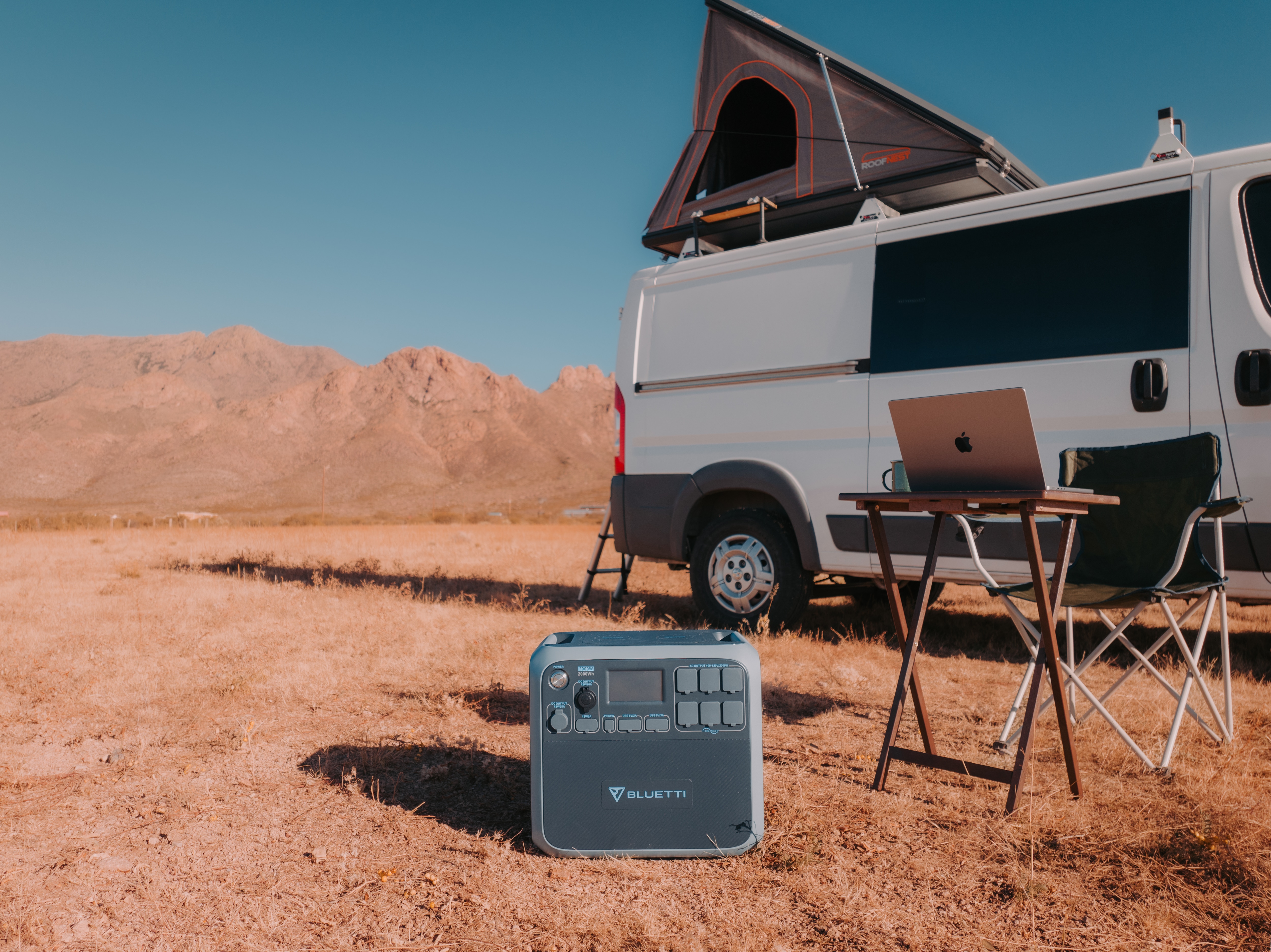 BLUETTI AC200P - Portable Powerstation - Bild 1