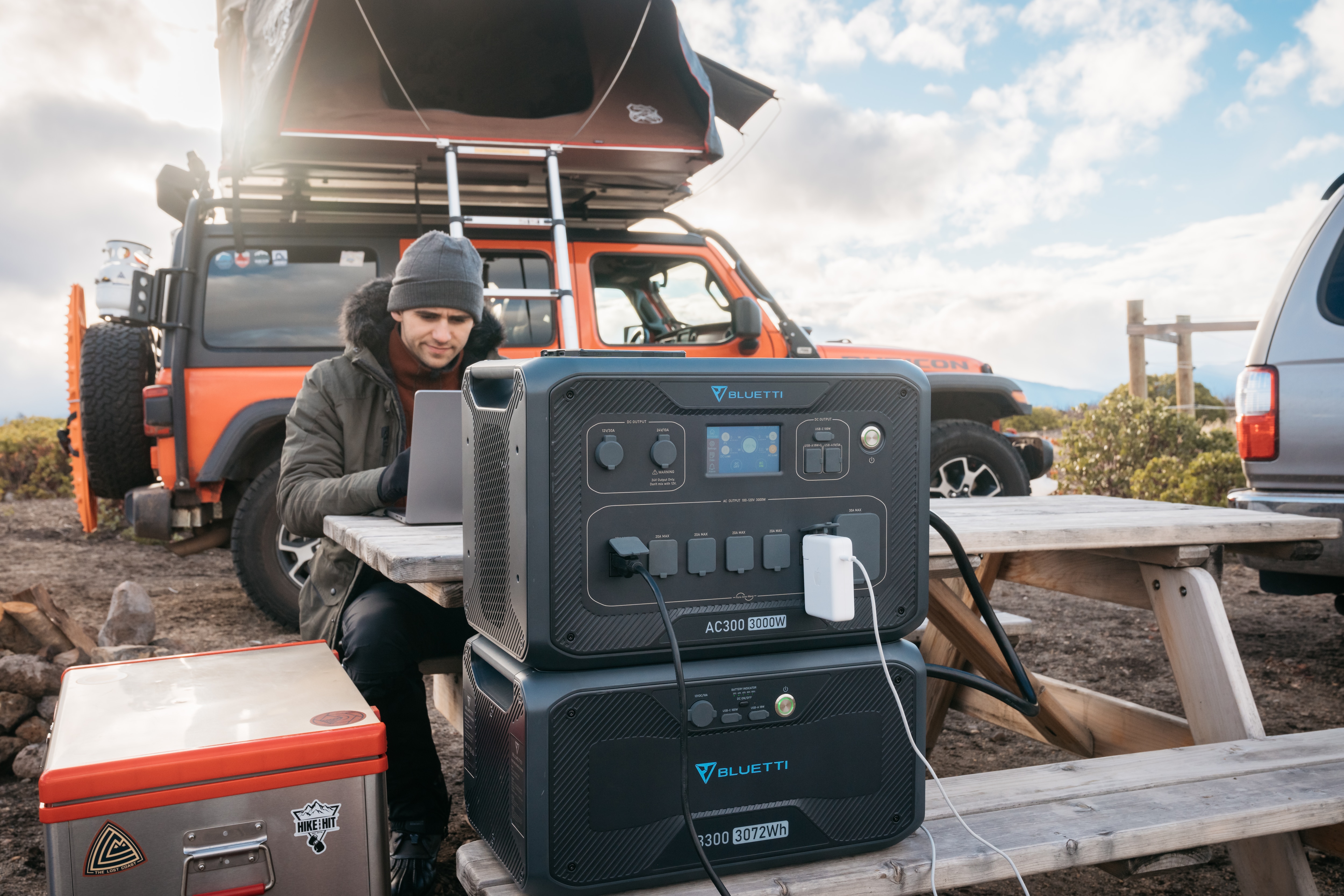 BLUETTI AC300 - Portable Powerstation - Bild 1