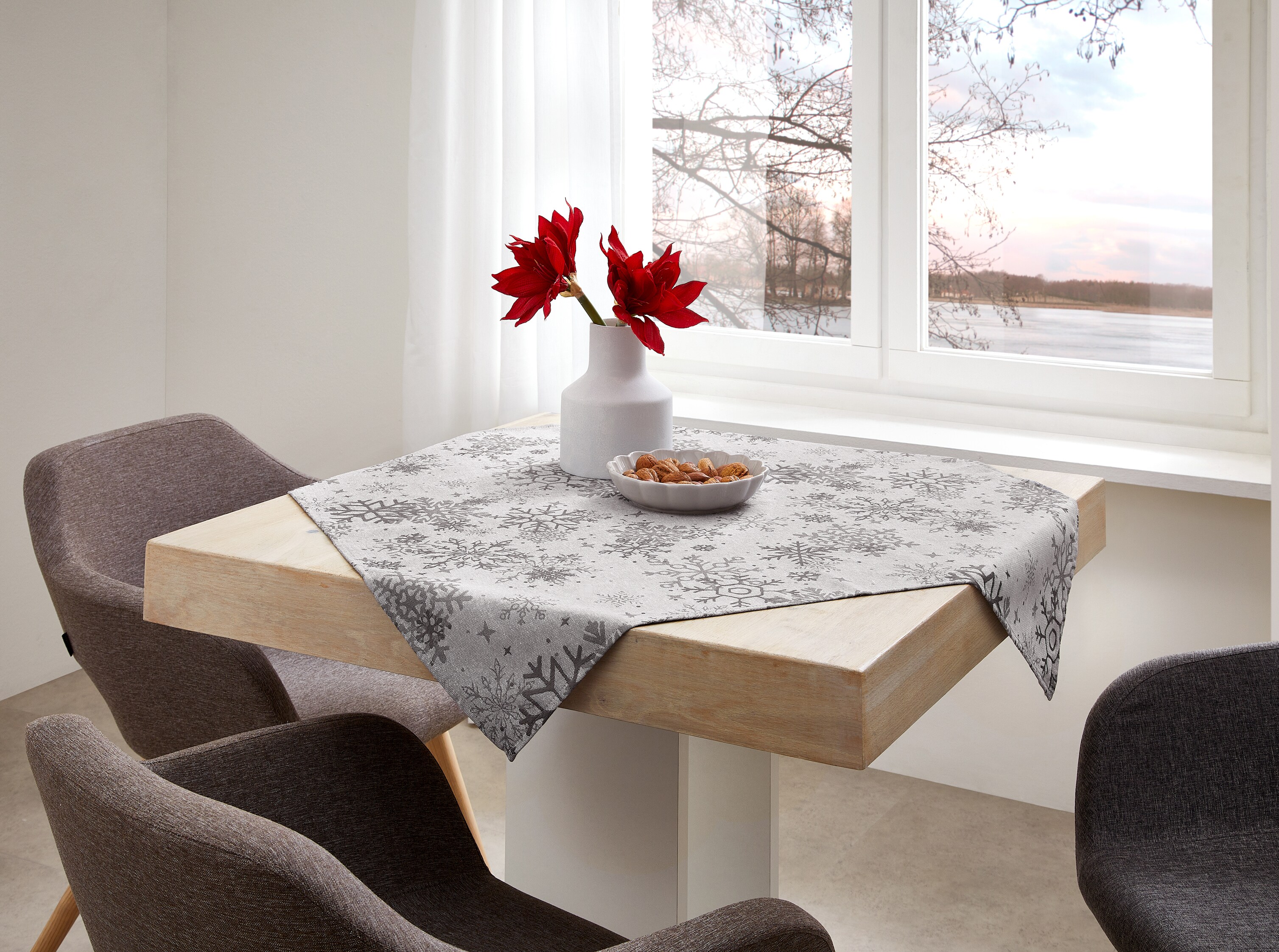 Dekor Tischw&auml;sche -versch. Ausf&uuml;hrungen -Mitteldecke Schneeflocke - Bild 1