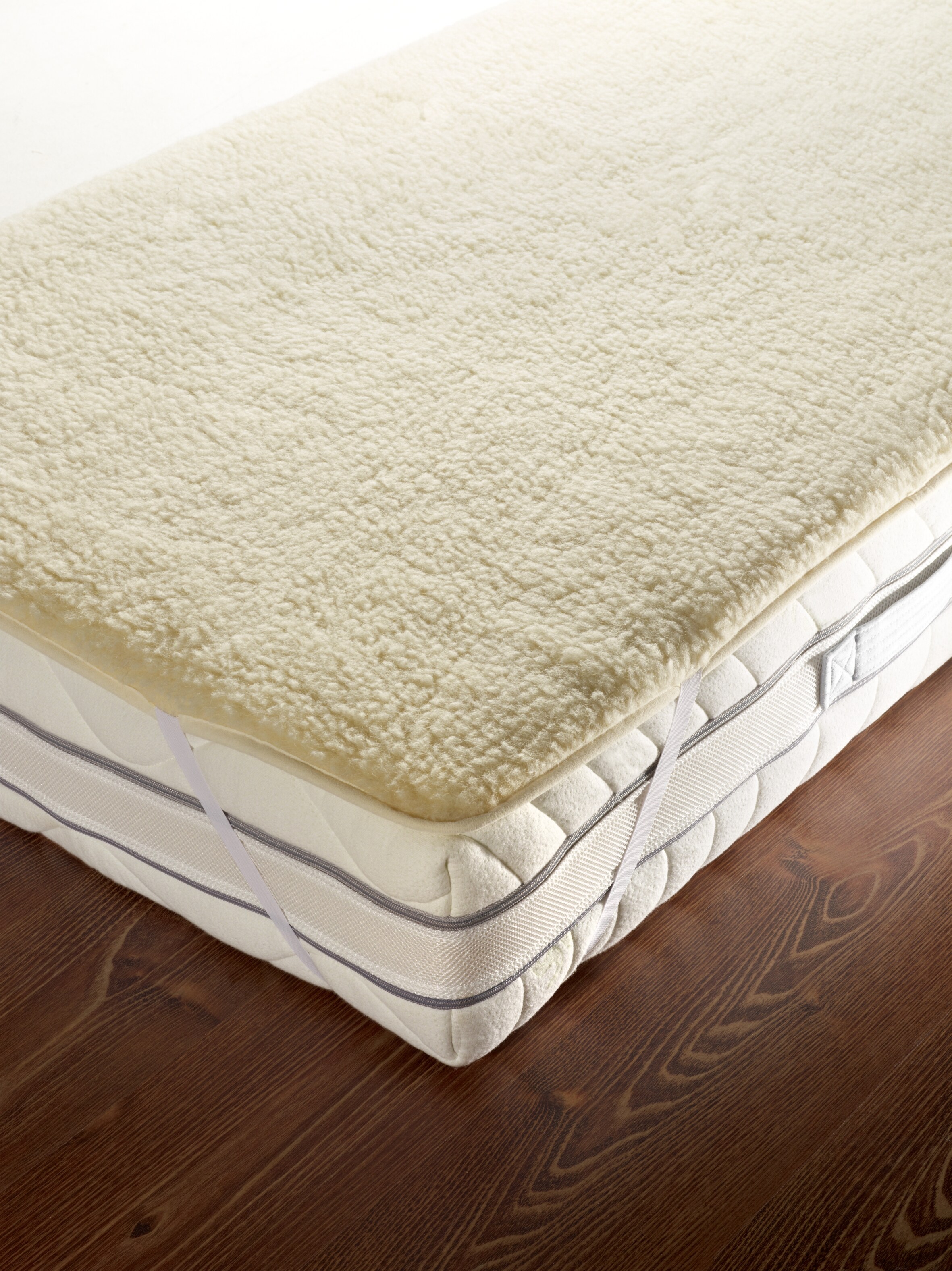 Schurwollartikel -versch. Ausf&uuml;hrungen -Matratzenauflage - Bild 1