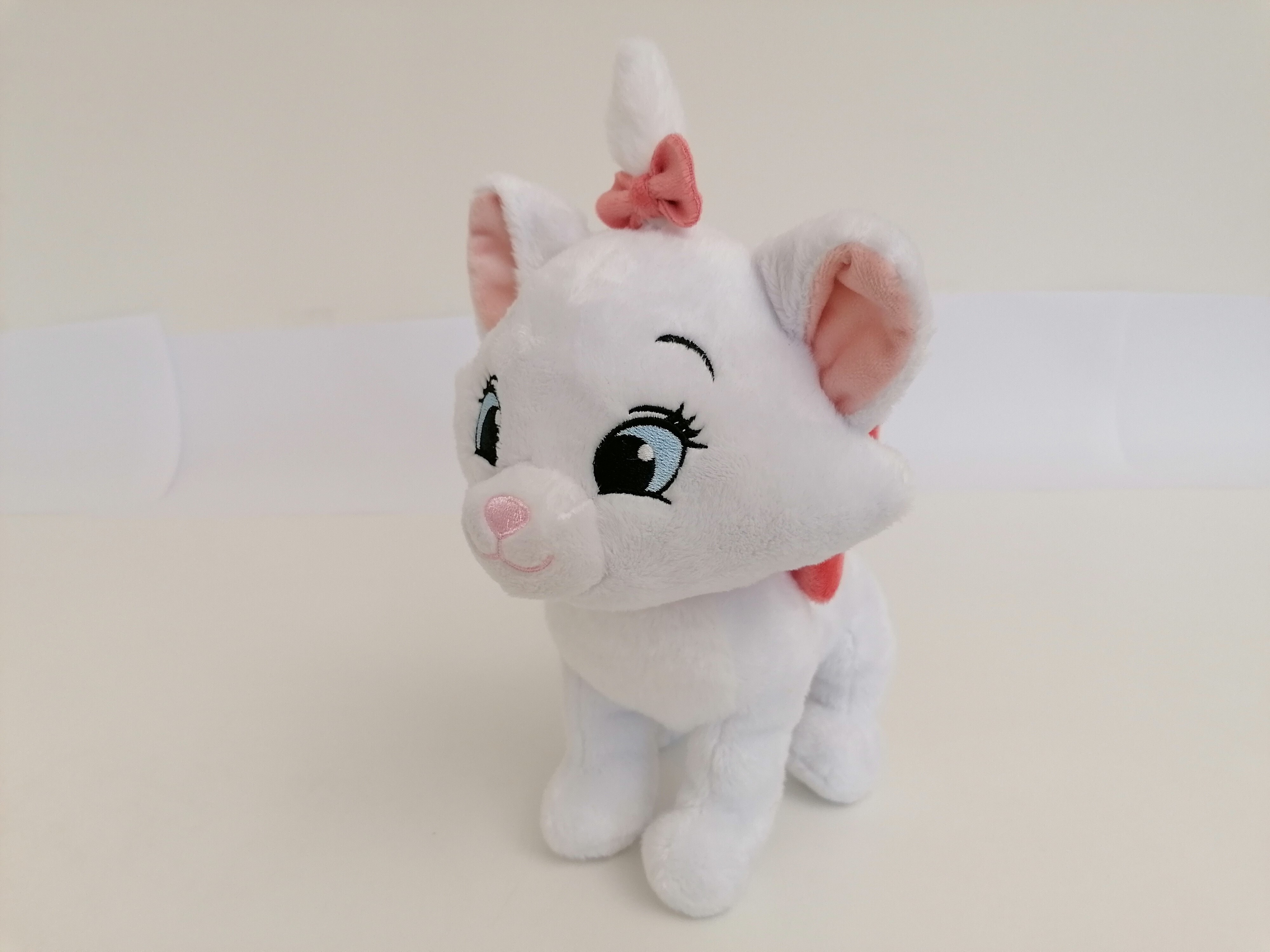 Exkl. Disney 100 Klassik 25 cm (Marie) - Bild 1