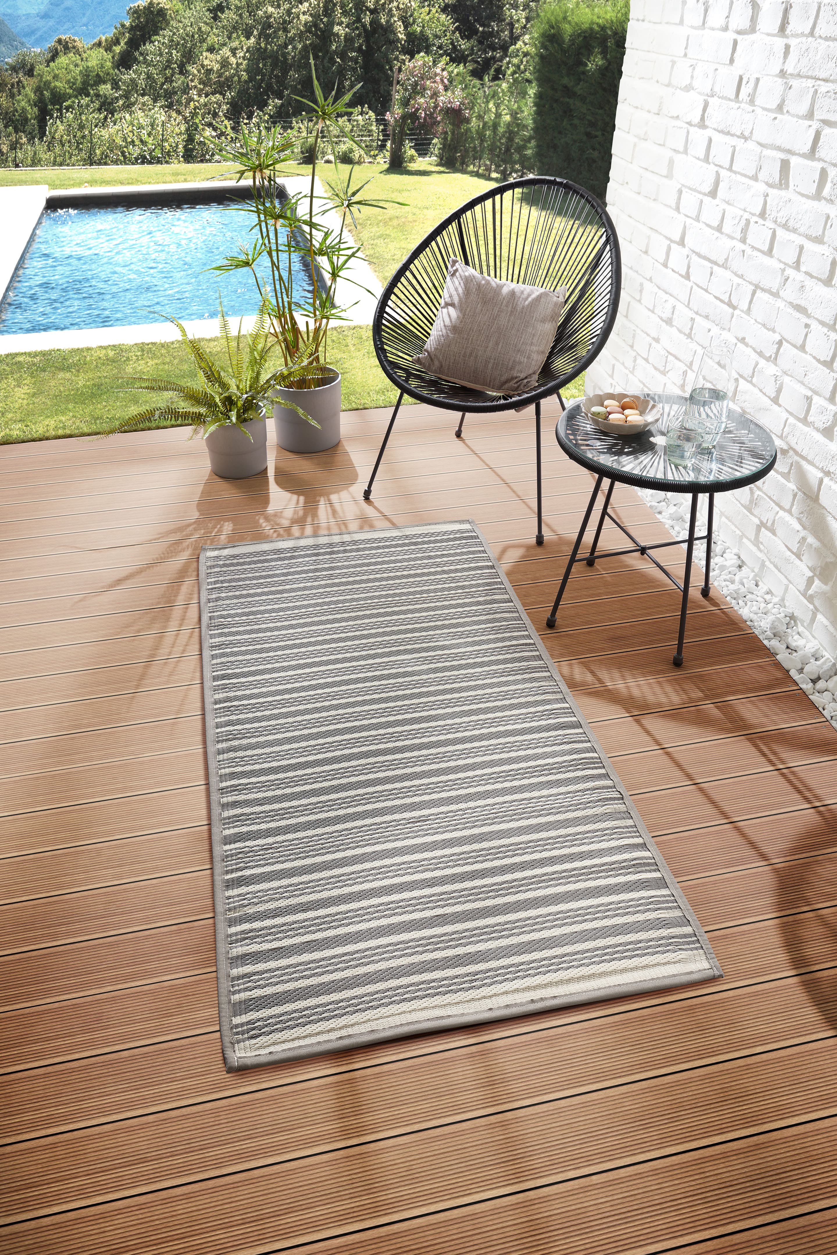 Outdoor Teppich 80 x 150 cm - Streifen - Bild 1