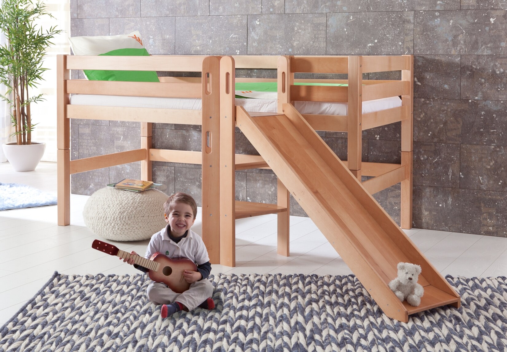 Relita – Spielbett Eliyas mit Rutsche – natur | 04250468512102