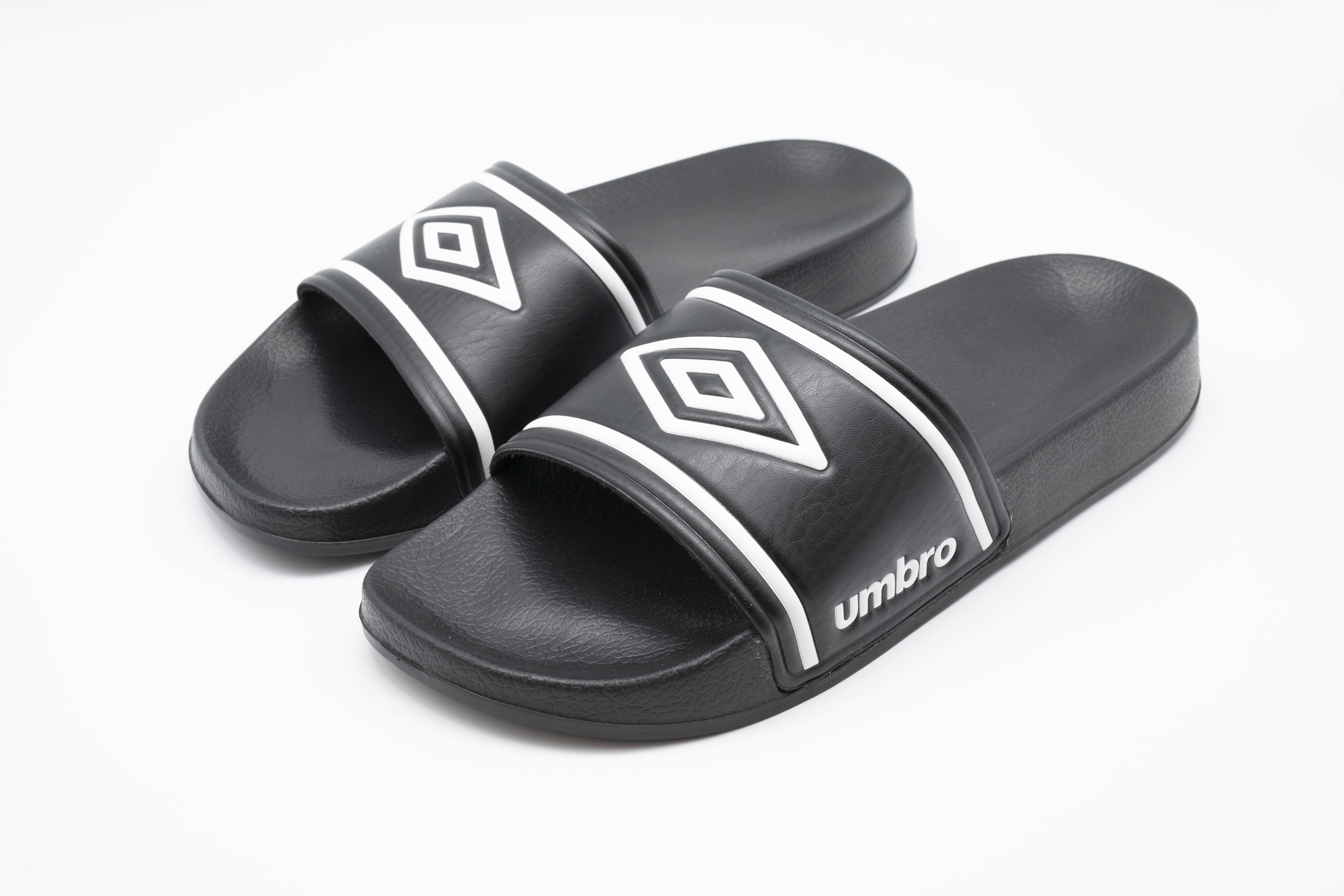 Umbro Badepantoletten- Gr. 38/39 - Bild 1