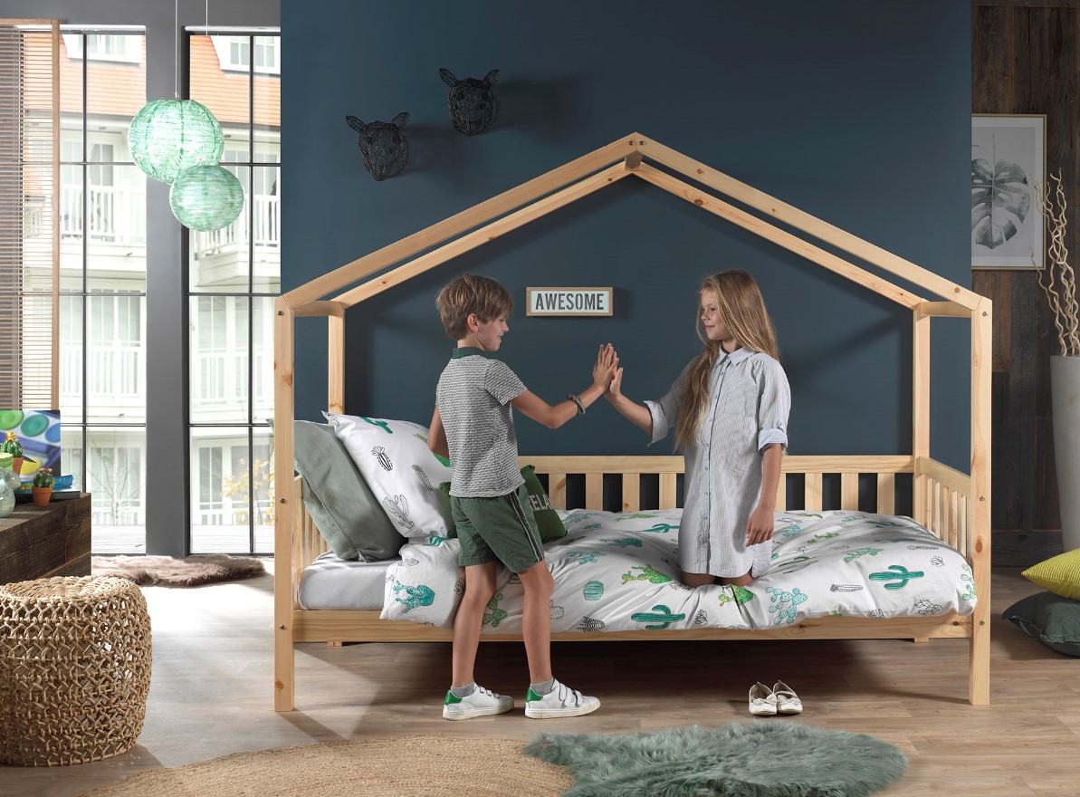 Dallas 1 Hausbett mit seitlicher Umrandung 90 x 200 cm Liegefl&auml;che, Natur - Bild 1