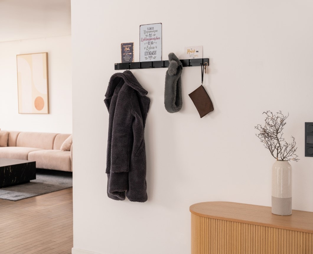HOME DELUXE Garderobenleiste inkl. Haken und Magnete HOOK 8x Haken Schwarz - versch. Ausf&uuml;hrungen - Bild 1