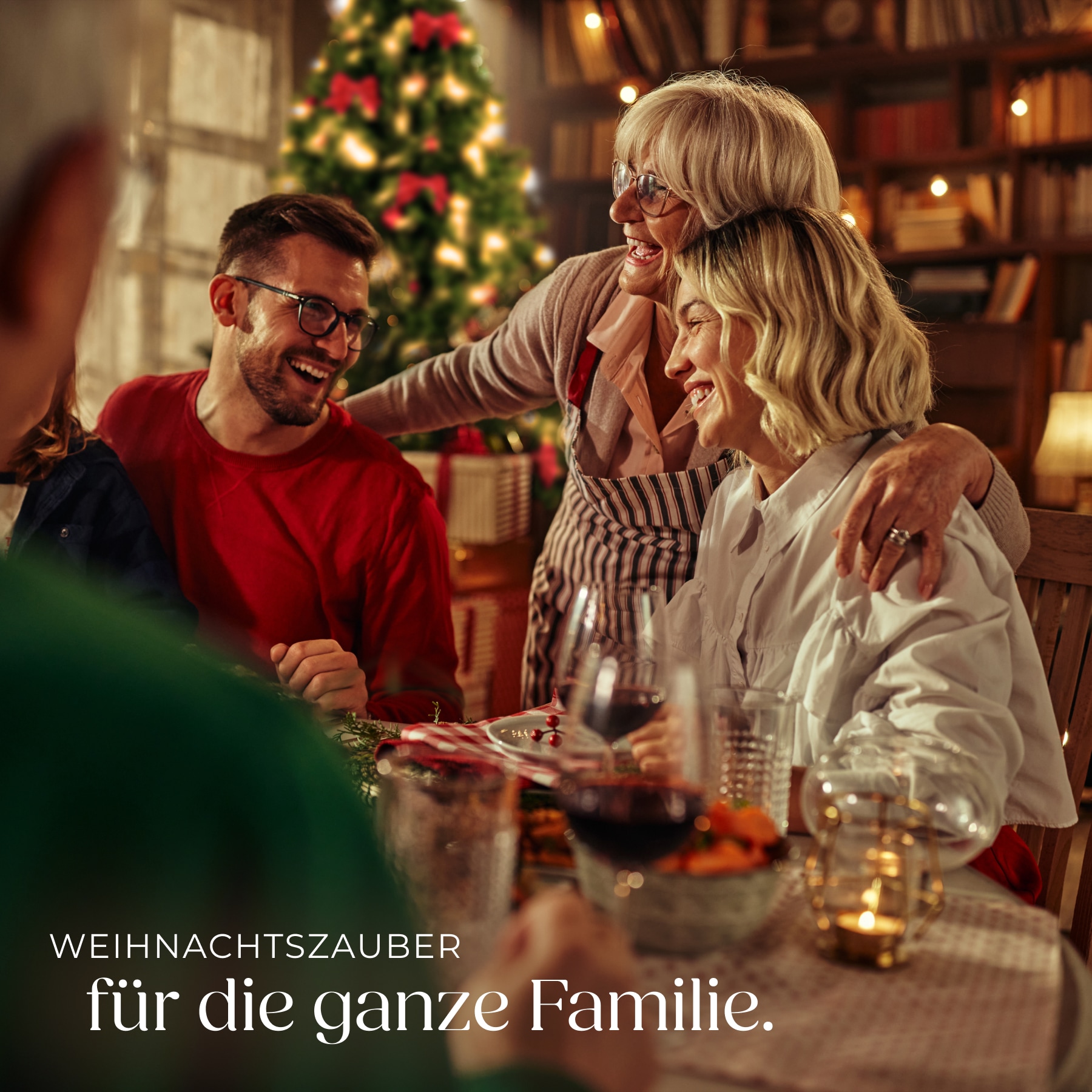 tectake Weihnachtsbaum, verschiedene Gren, knstlich in Grn, mit  dichten Nadeln, formbar mit viel Volumen, pulverbeschichteter Metallst