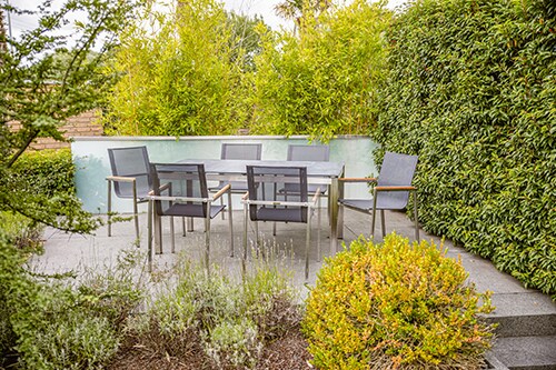 Gartenm&ouml;bel-Set, 7-teilig, Edelstahl, Stapelsessel, Glas-Keramik-Tischplatte, Teakholz, grau, f&uuml;r 6 Personen - Bild 1