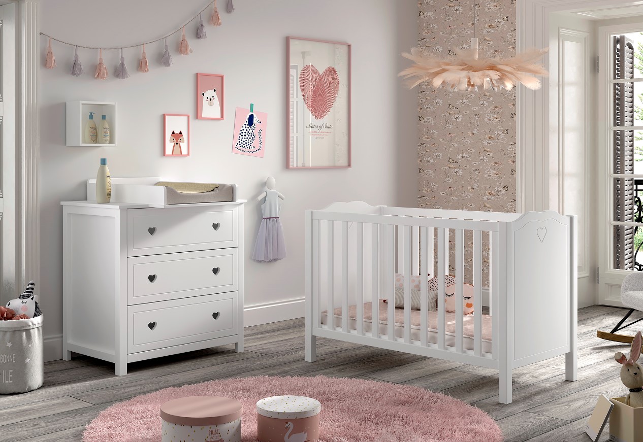 AMORI 3-tlg Set best. aus: Babybett 60x120 cm, Kommode m. 3 Schubladen, Wickelaufsatz, wei&szlig; lackiert - Bild 1