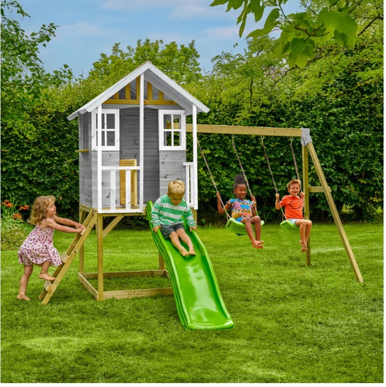 Zwerkules Spielhaus Valli 3 inkl. Rutsche & Doppelschaukel 352x370x277cm