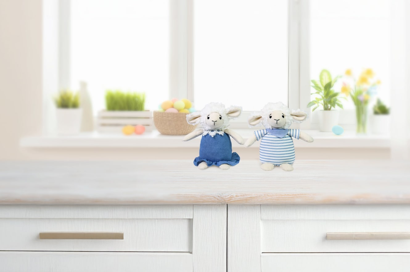 Dekor Osterhase sitzend Schafe, blau - Bild 1