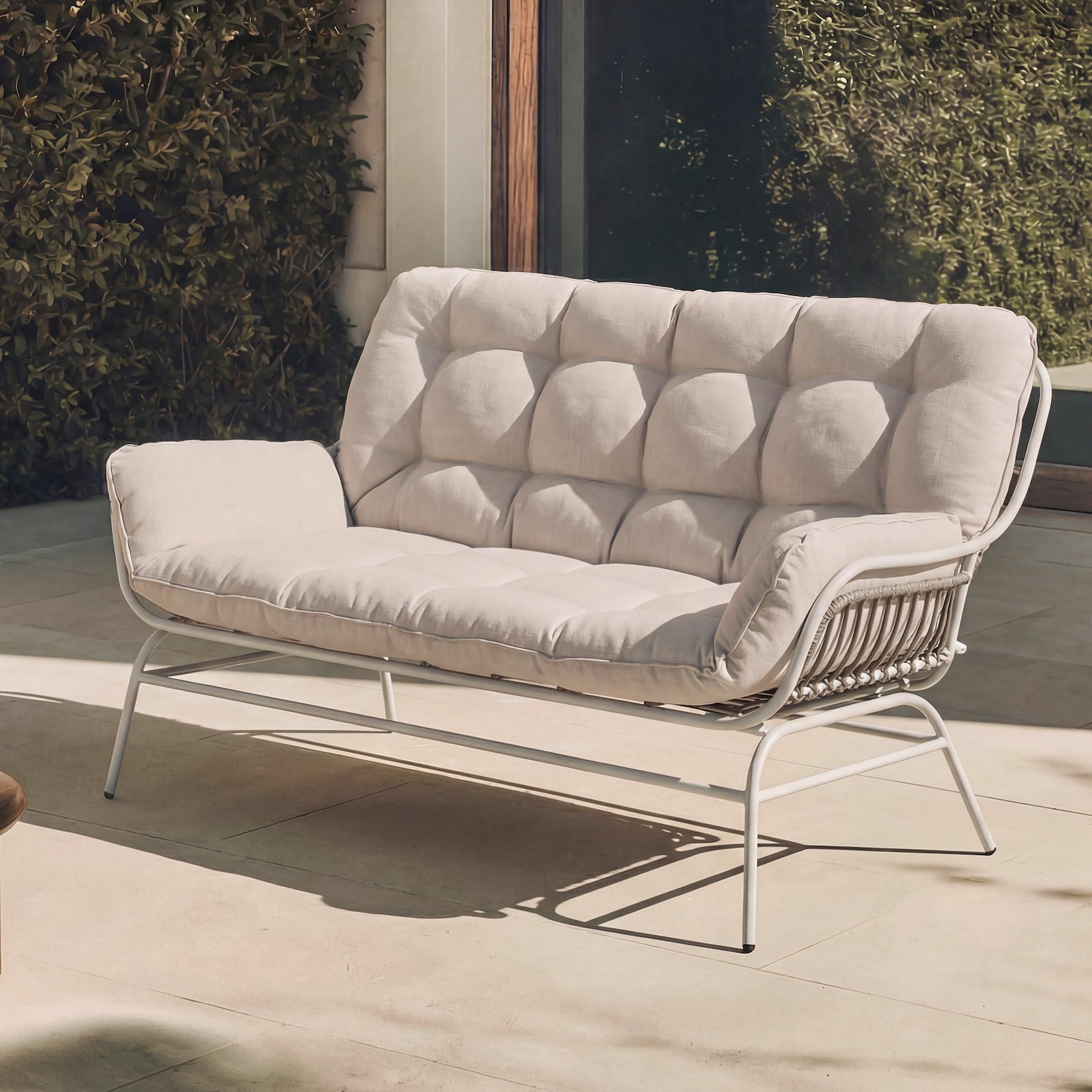 2er-Sofa MCW-P75, Gartensofa Gartenbank Couch 2-Sitzer, Stoff 220g/m² Poly-Rattan Metall ~ hellgrau, Polster beige