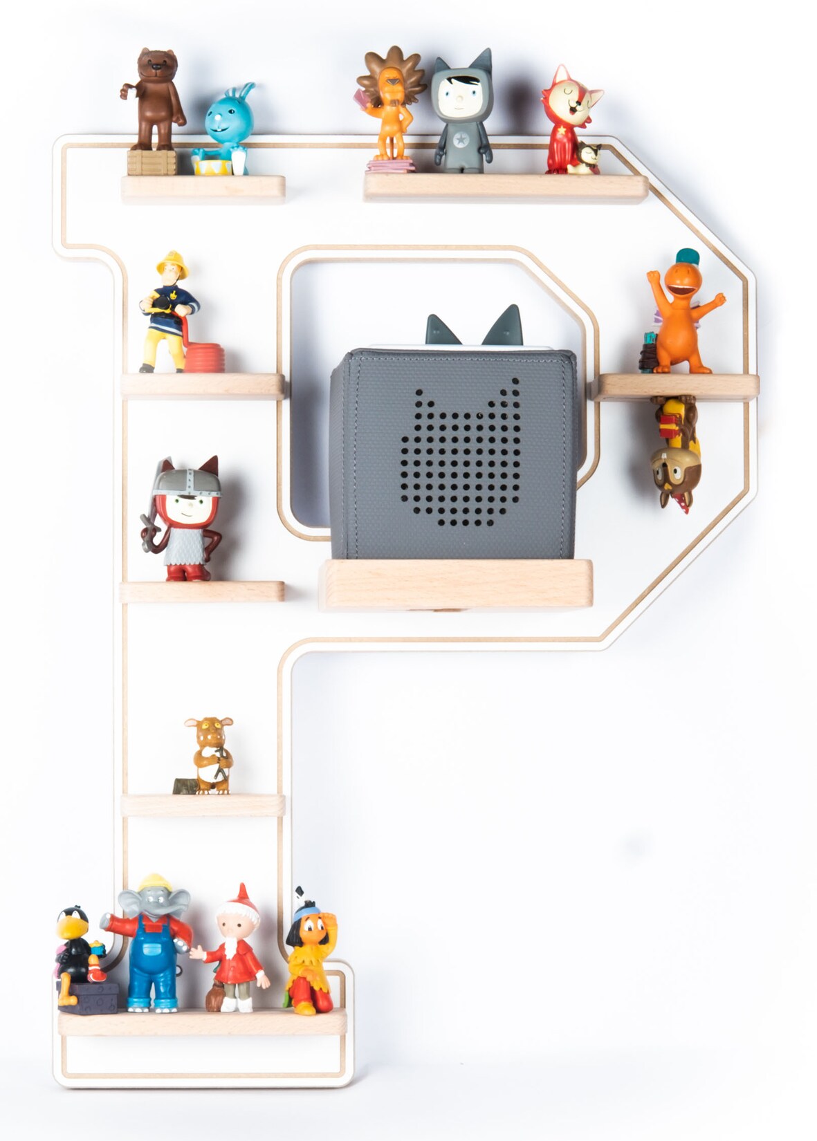 BOARTI Kinderregal Buchstabe P   hängend für Toniebox und Tonie Figuren   platzsparendes Regal   H. 54 x B. 40 x T. 19   Wandregal Musikbox und Figuren Aufbewahrung Magneteinsätzen   Aufbewahrungsregal Holz | 04260641120239