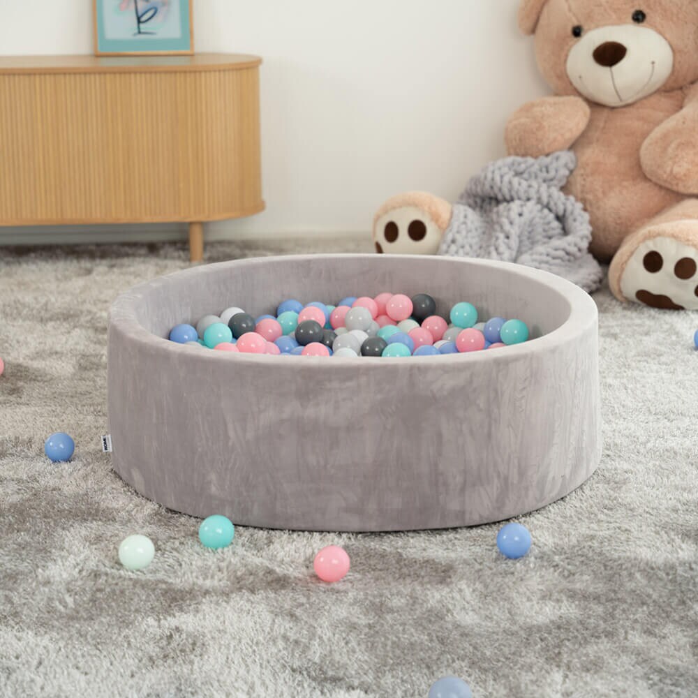HOME DELUXE Bällebad Samt inkl. Spielbälle Pastell TWIRL - 100 x 100 cm Grau