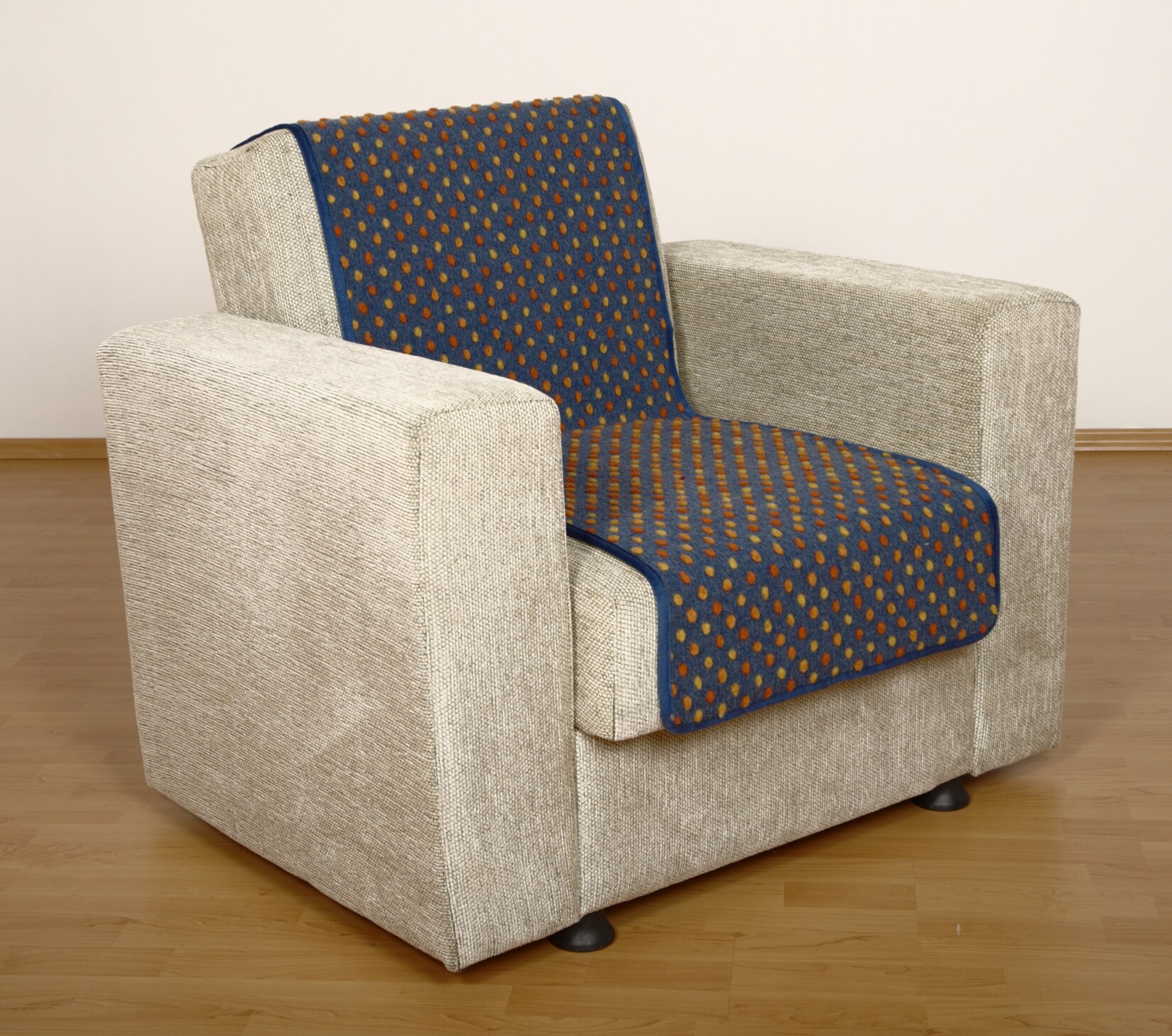 Linke Licardo Sitzflächenschoner Sesselschoner Wolle Noppen blau 175 x 47 cm