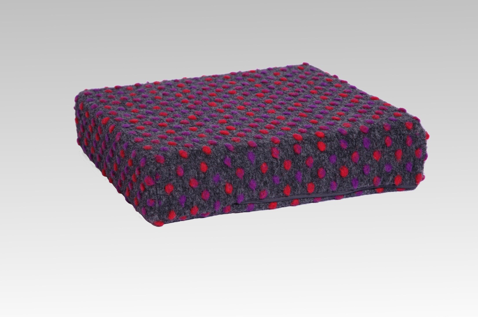 Linke Licardo Sitzkissen Sitzerhöhung Wolle Noppen anthrazit 40/40/10 cm