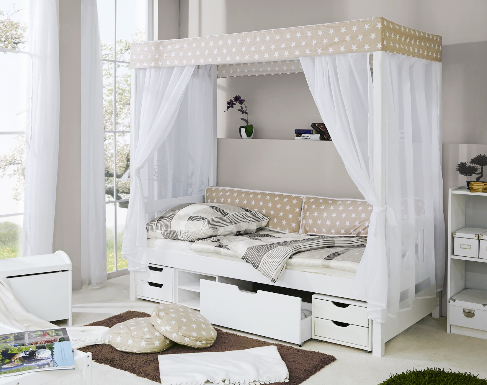 TiCAA Himmelbett "Beige" 310 Kiefer Weiß (Beige/Weiß Stern)