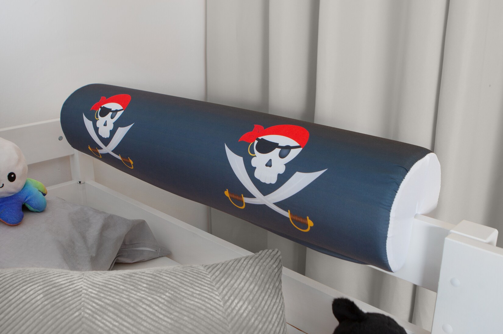 TiCAA Nackenrolle „Pirat Luan“ für Hoch- und Etagenbetten | 04251105962656