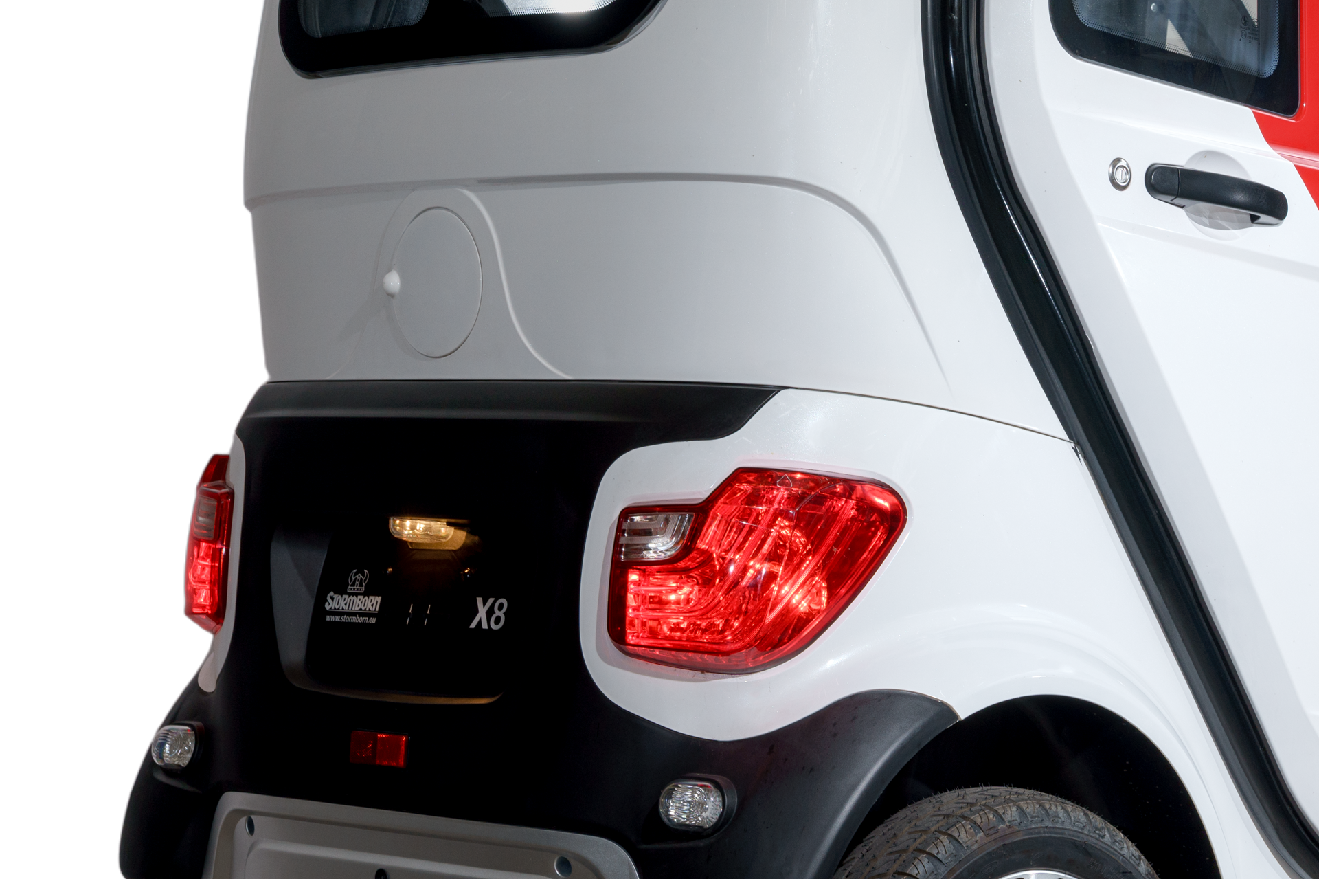 Stormborn X8 AC Kabinenfahrzeug - 2 kW - Blei-Gel-Akku - Klima - Bild 1