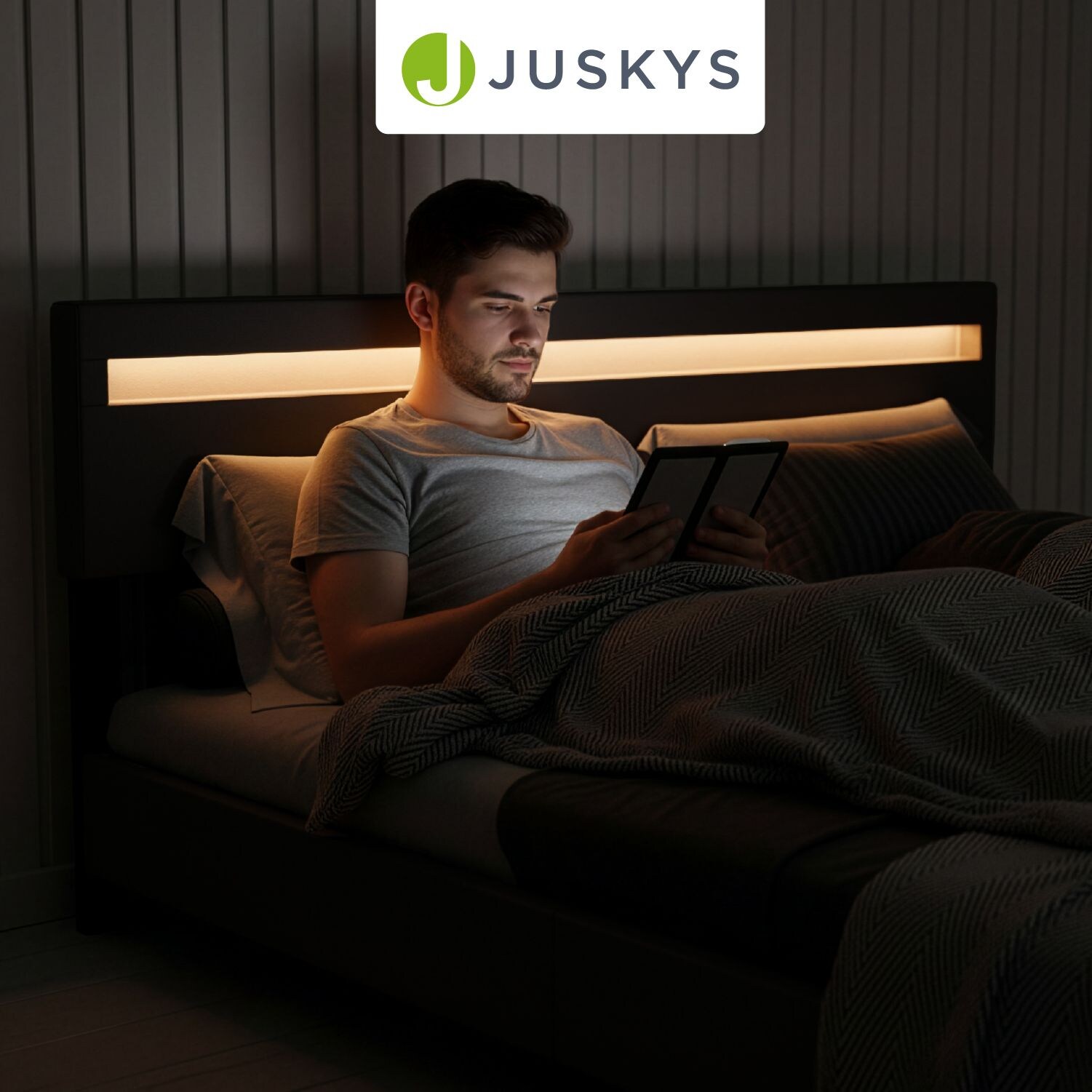 Juskys Polsterbett Paris 180x200 cm &ndash; Bett mit LED Beleuchtung & Lattenrost &ndash; Doppelbett schwarz - Bild 1