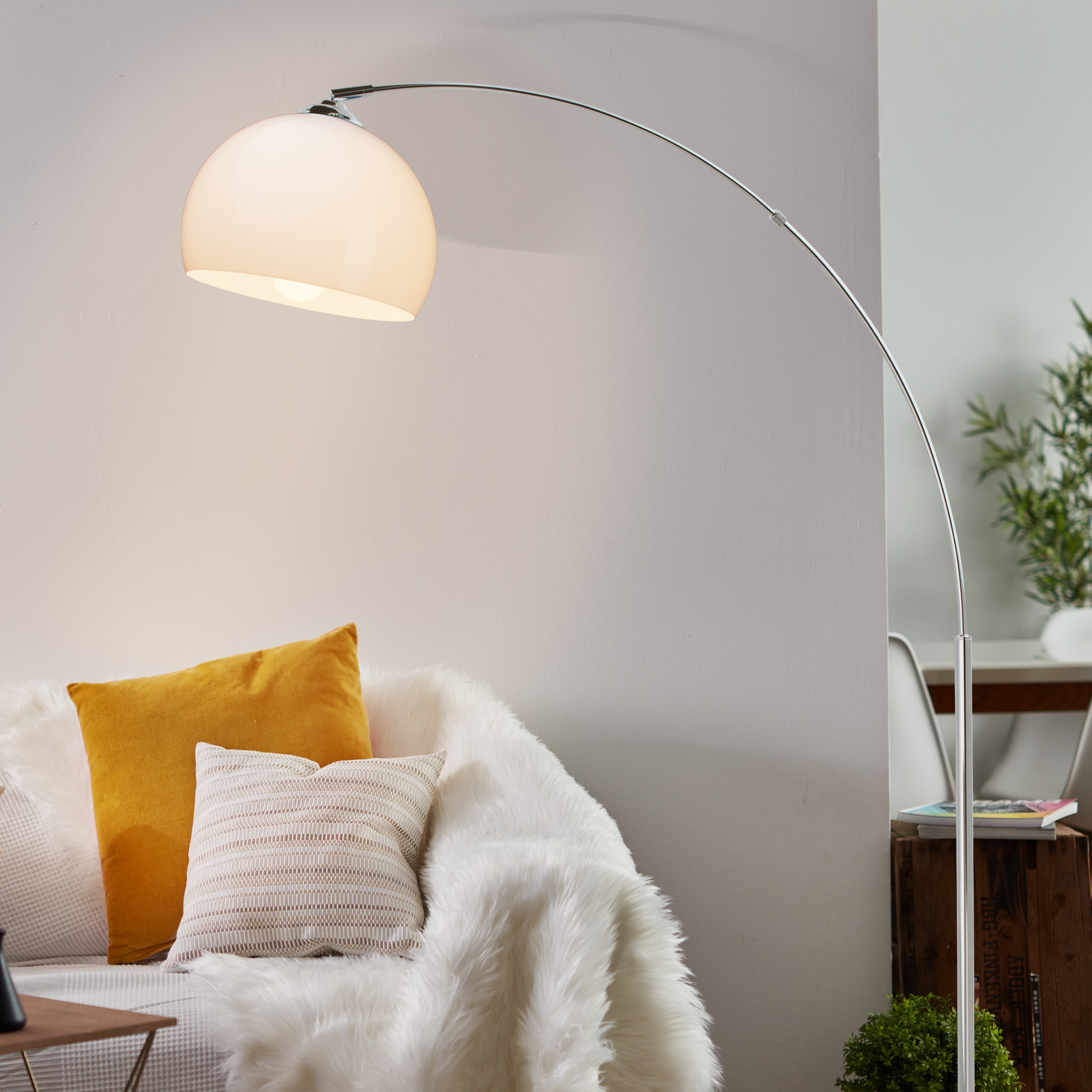 BRILLIANT Lampe Vessa Bogenstandleuchte 1,7m chrom/wei&szlig; - Bild 1