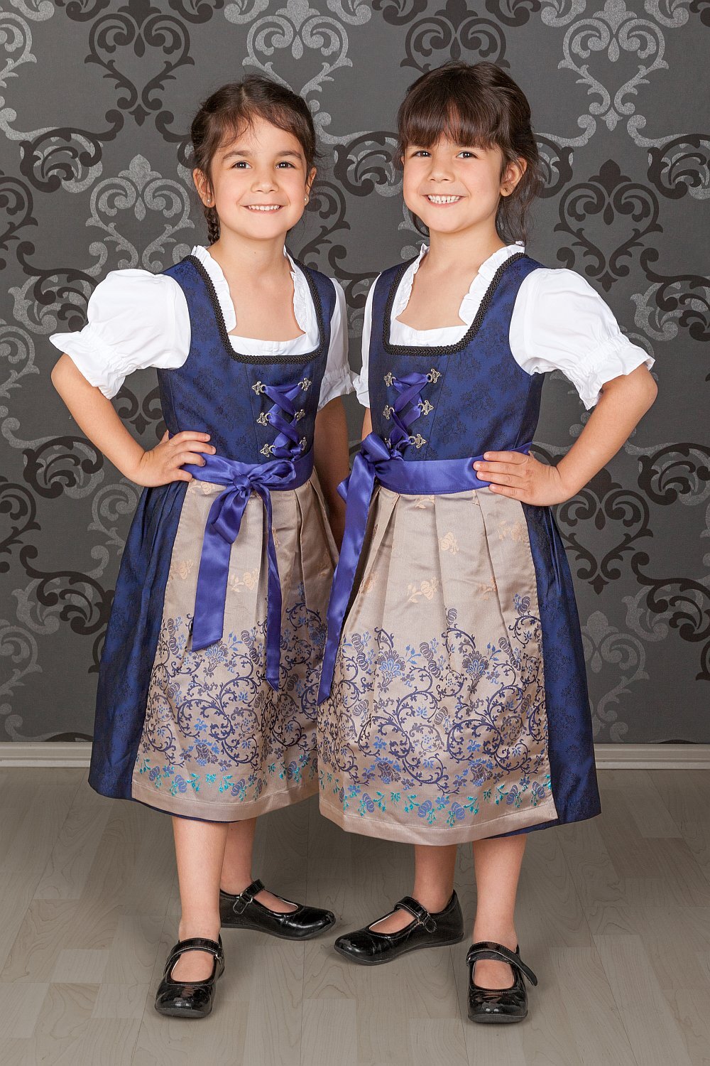 Kinder Dirndl royalblau - Bild 1
