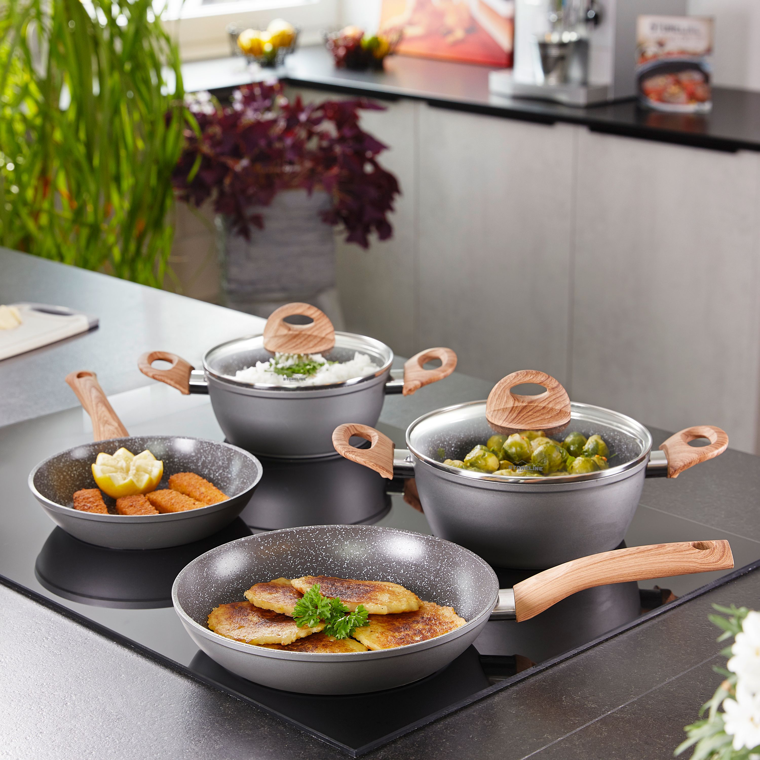 STONELINE Ceramic Topfset für Induktion geeignet, 14 teilig, Kochgeschirr Set mit Glasdeckel, Töpfe und Pfannen mit PFAS-freier Keramik Antihaftbeschichtung und echten Steinpartikeln, Holzoptik online kaufen bei Netto