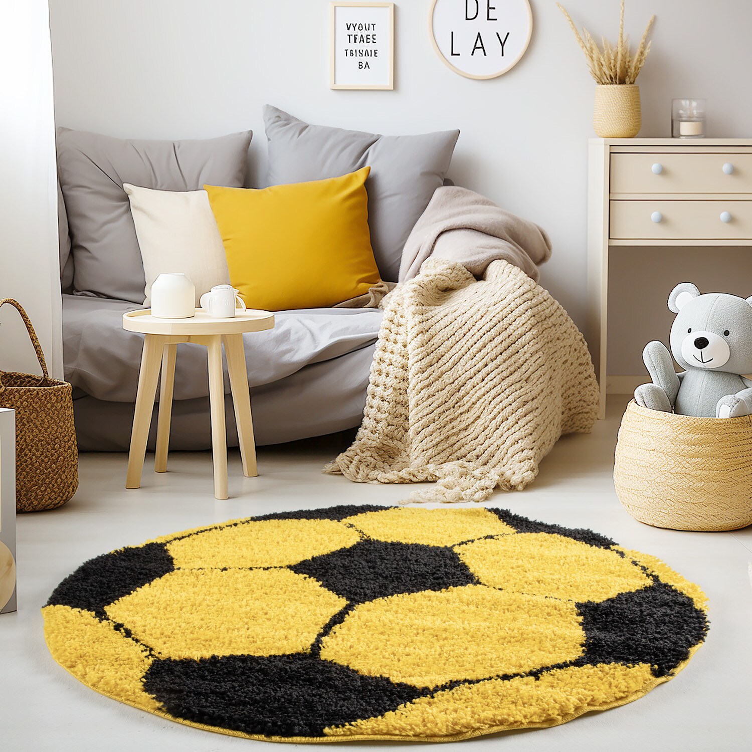 Kinderteppich MATREI, mit Fußball-Motiv, Gelb, Ø 100 cm